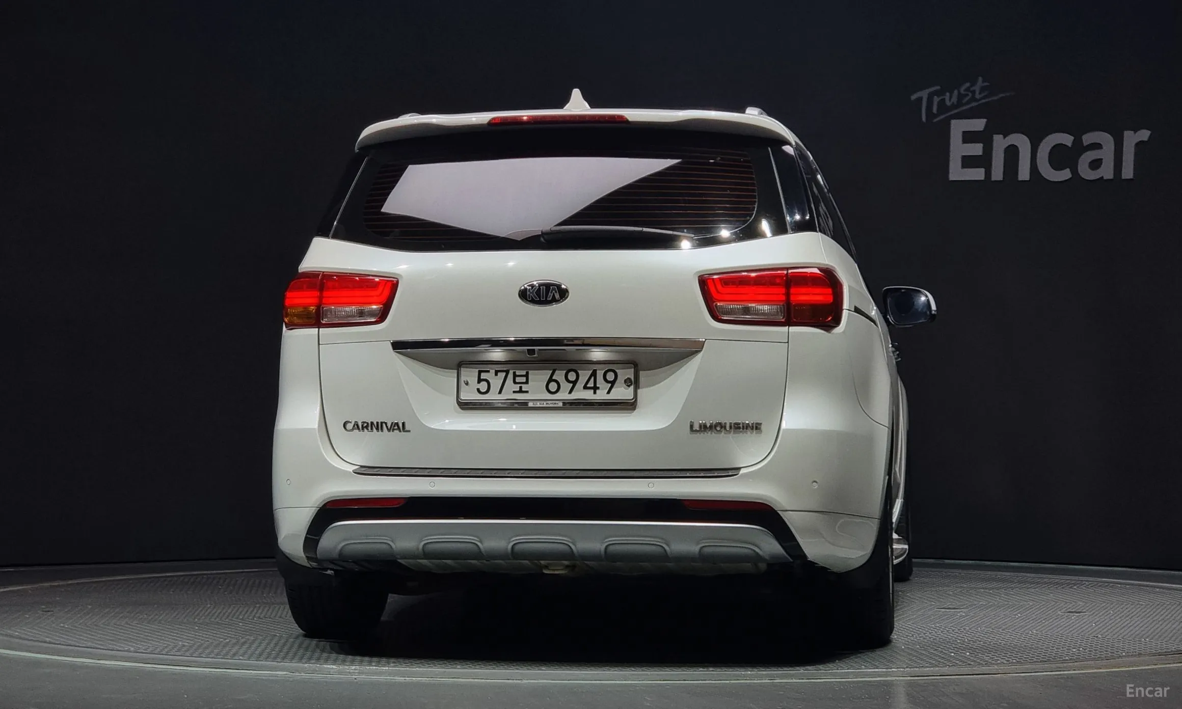Kia Carnival превью 3