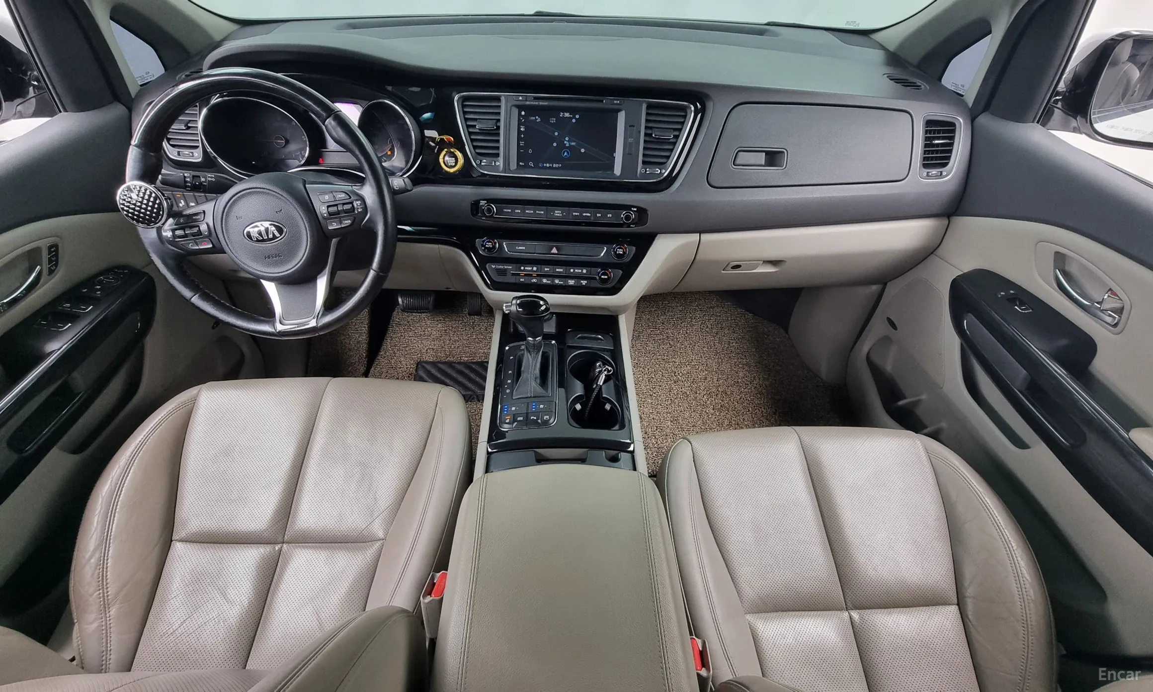 Kia Carnival превью 4