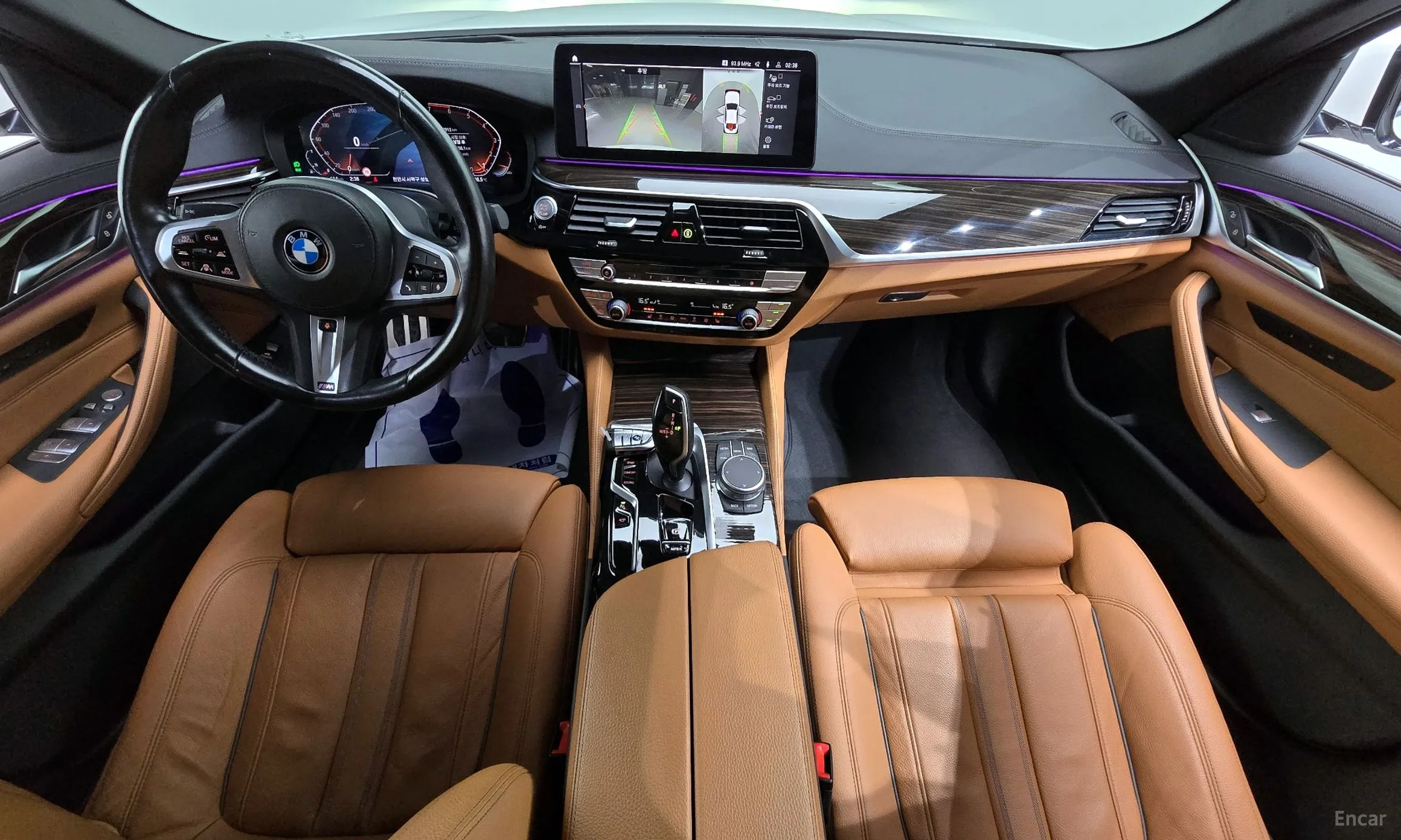 BMW 5 Series (G30) превью 4