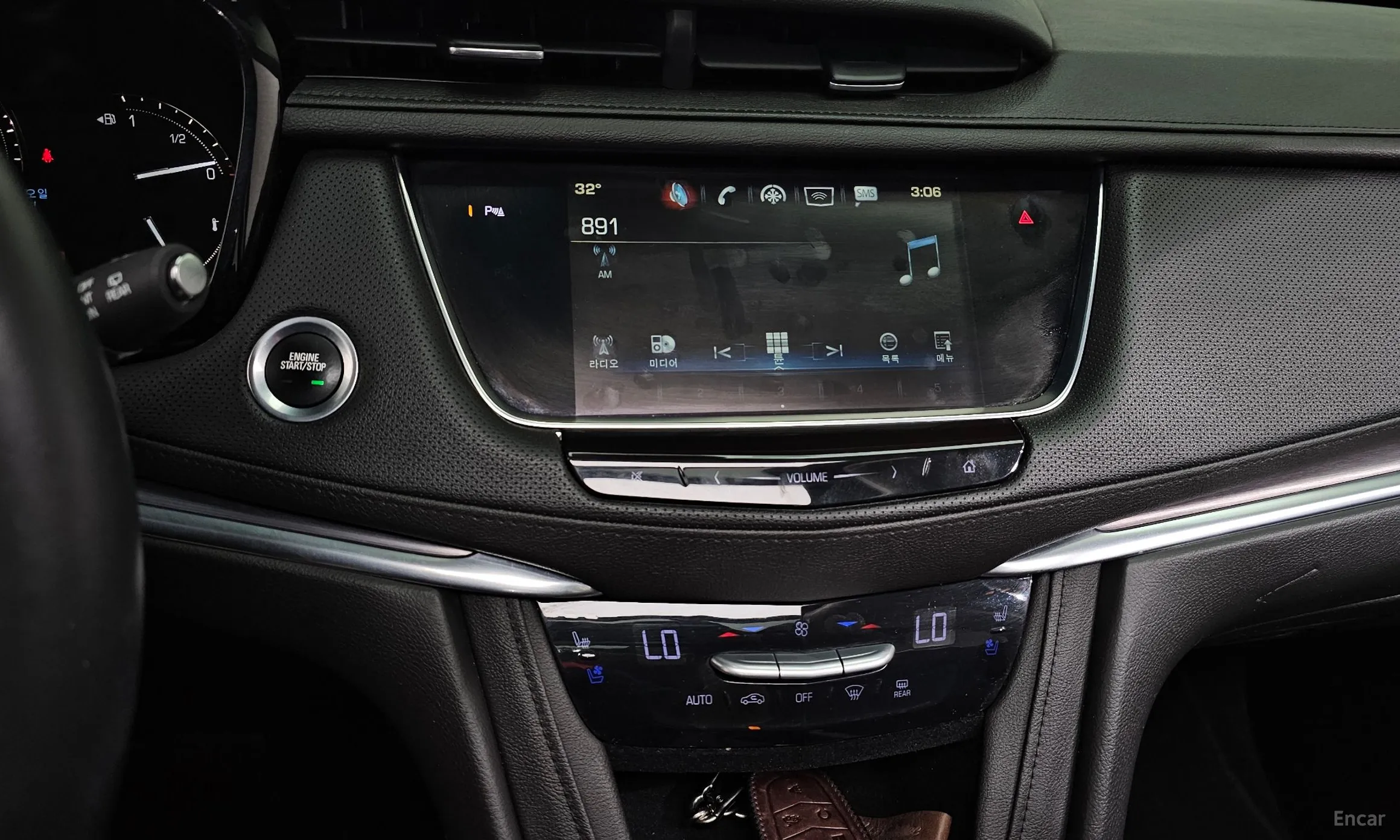 Cadillac XT5 превью 14