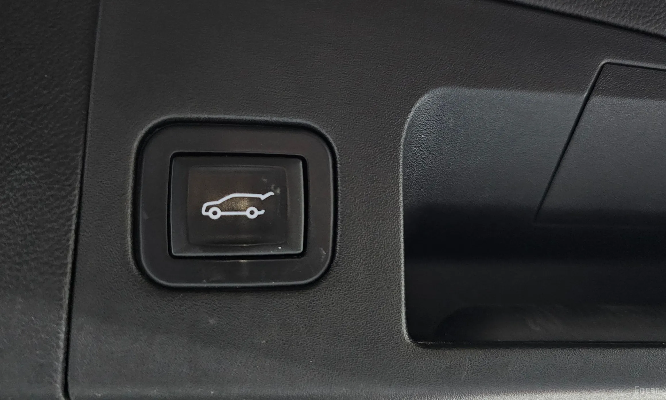 Cadillac XT5 превью 20