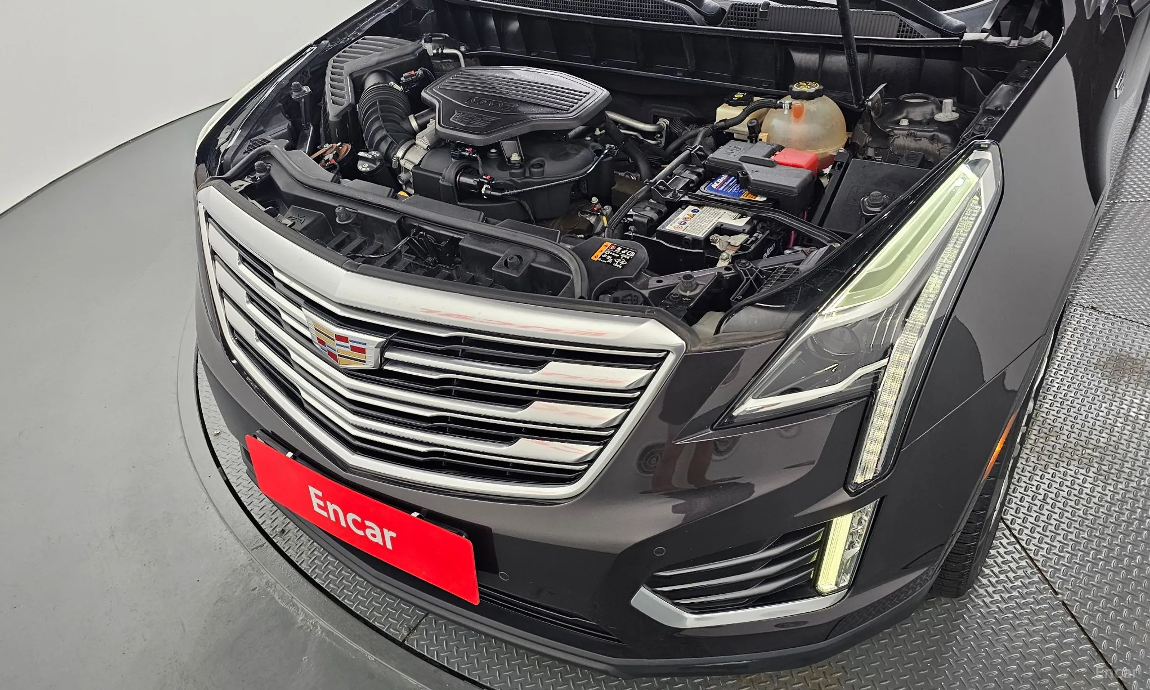 Cadillac XT5 превью 6