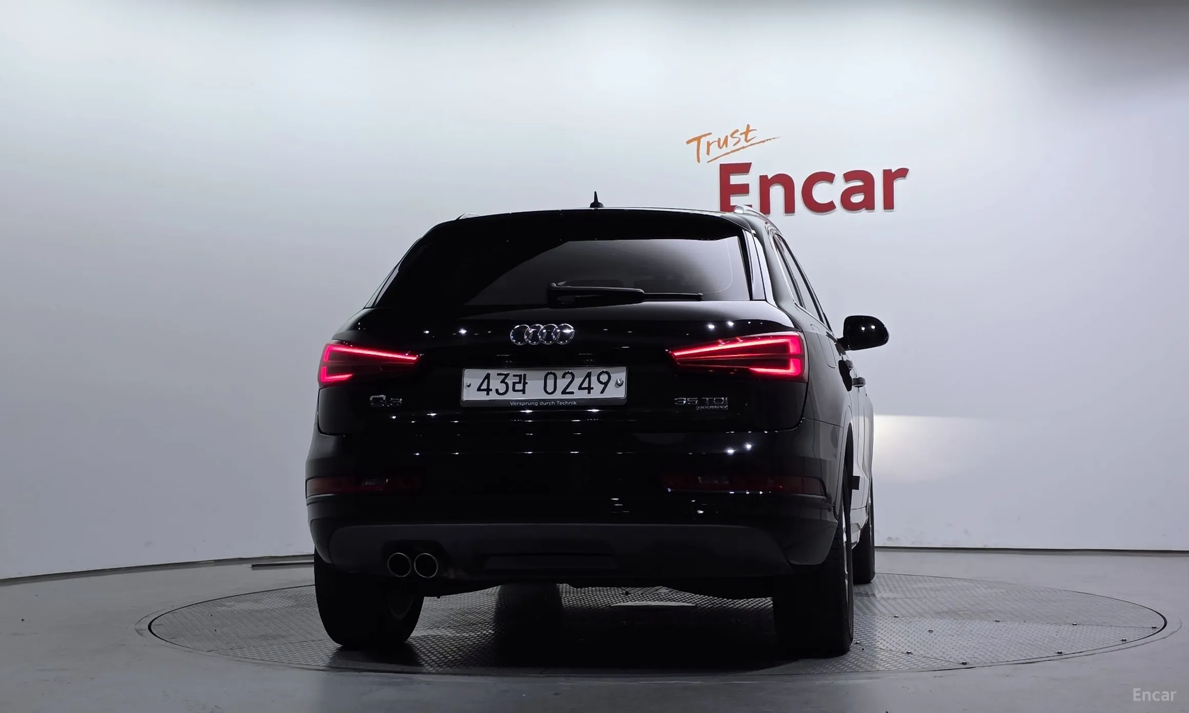 Audi Q3 превью 3