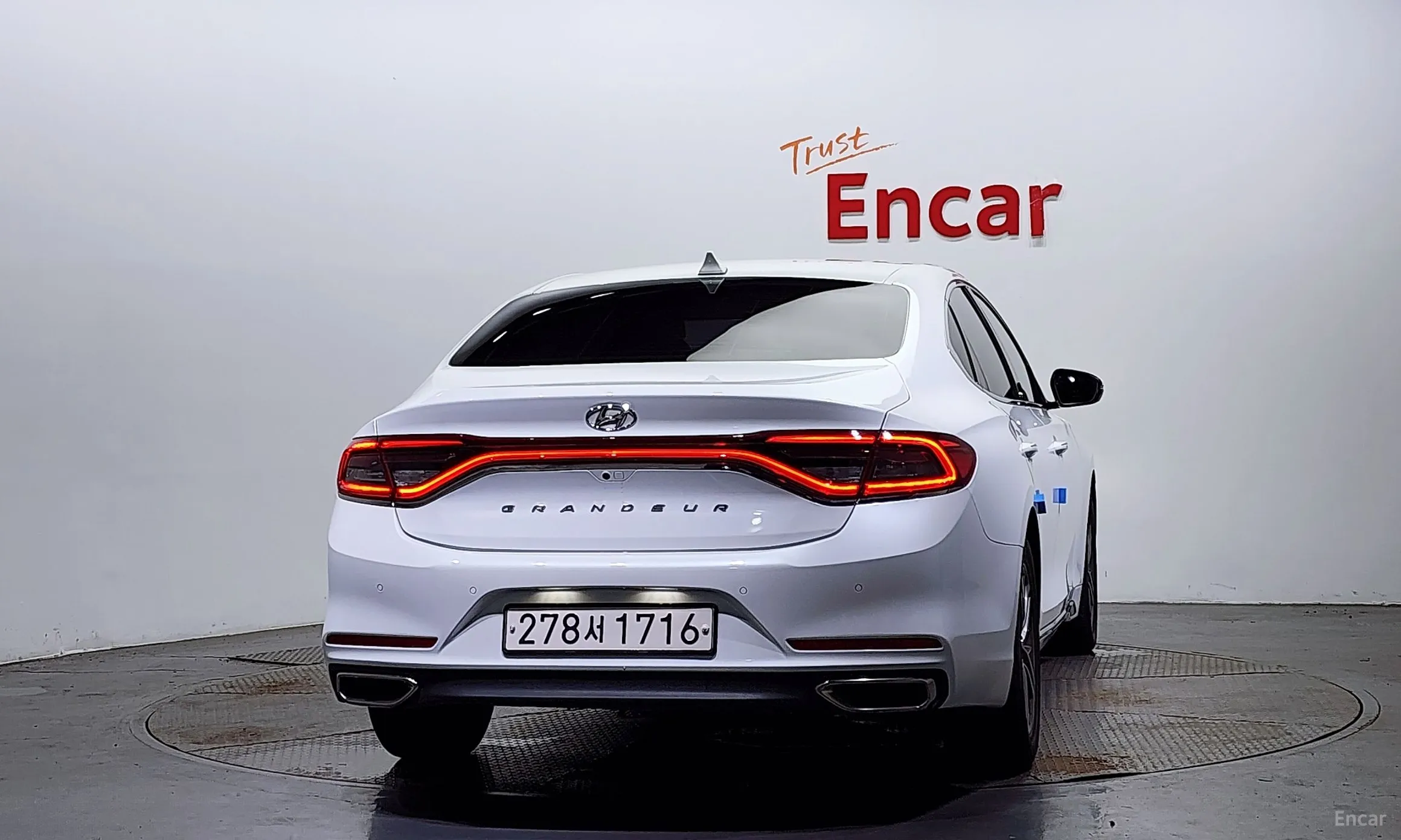 Hyundai Grandeur IG превью 3