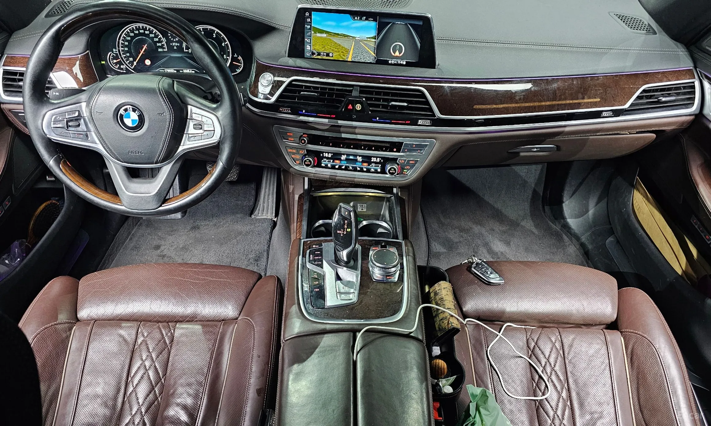 BMW 7 Series (G11) превью 4