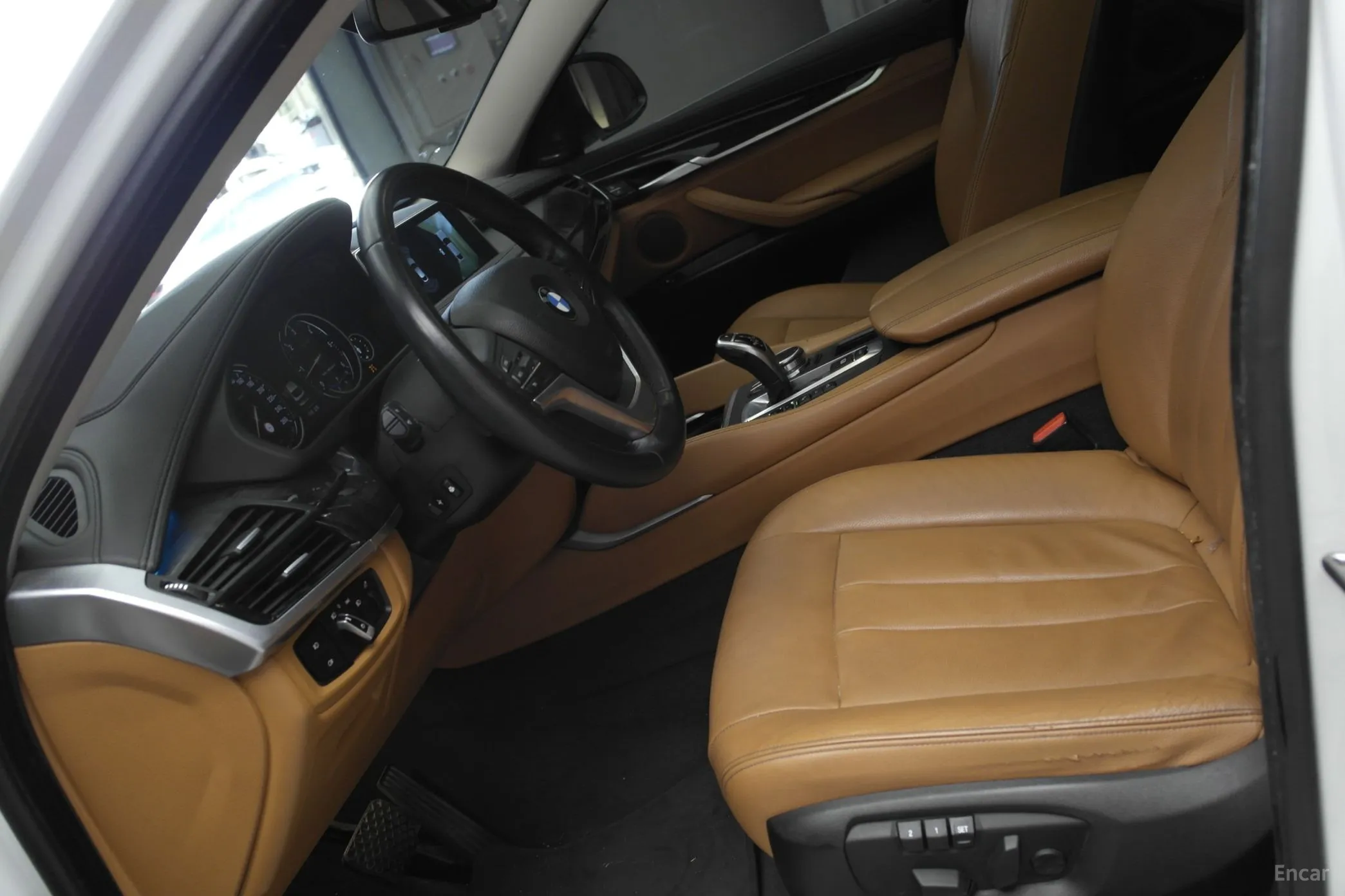 BMW X6 (F16) превью 4