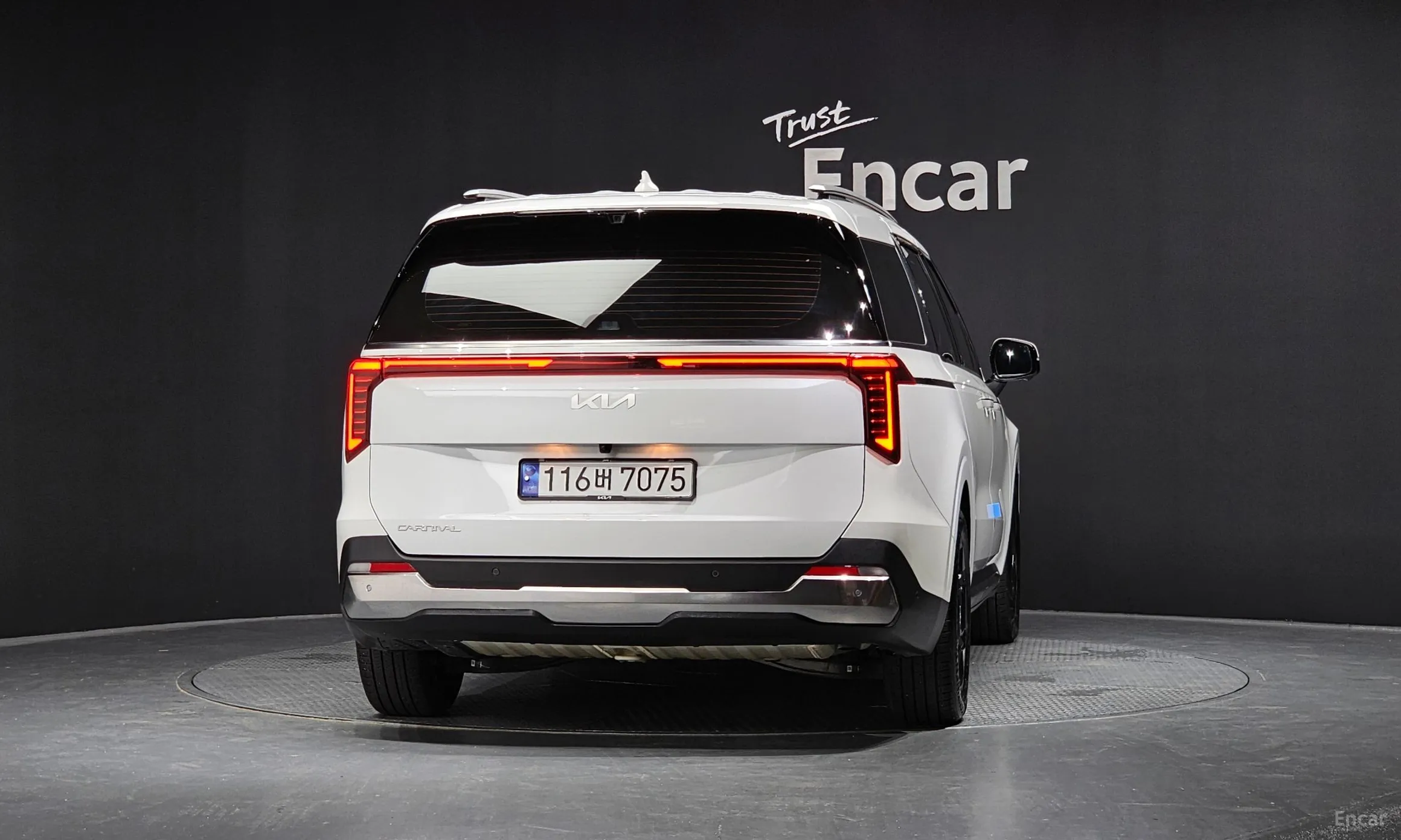 Kia Carnival 4th Generation превью 3