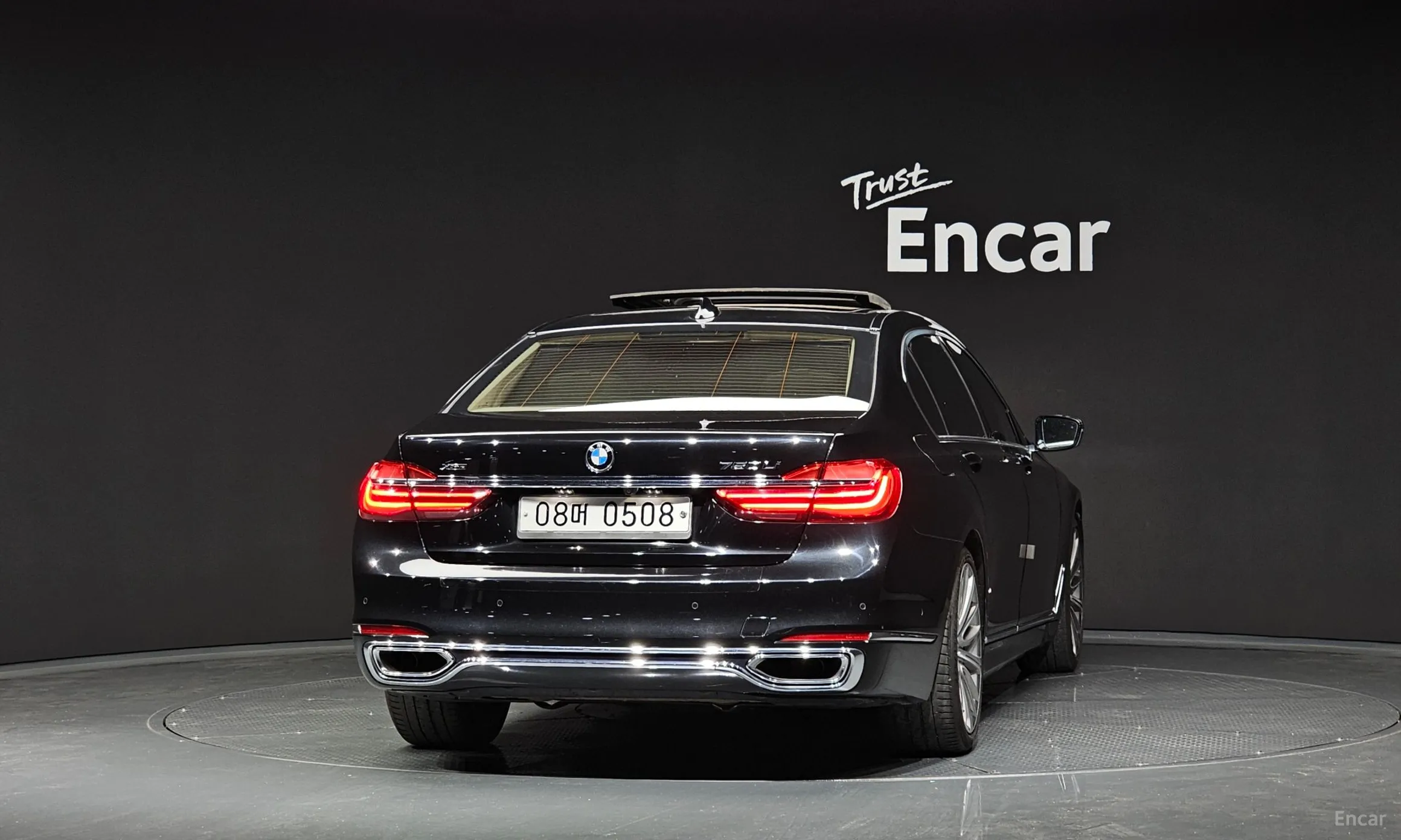 BMW 7 Series (G11) превью 3