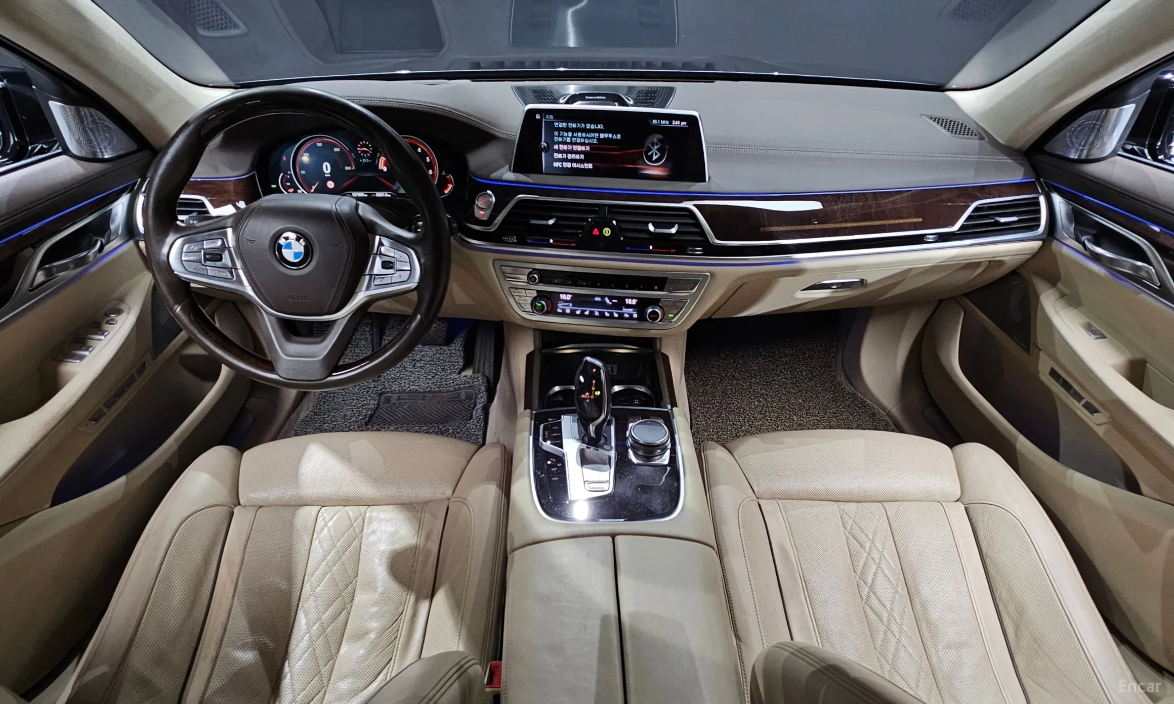 BMW 7 Series (G11) превью 4