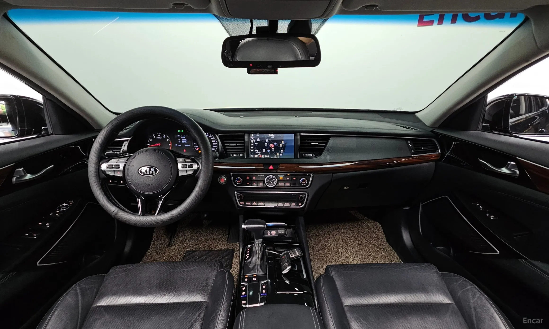 Kia K7 превью 4