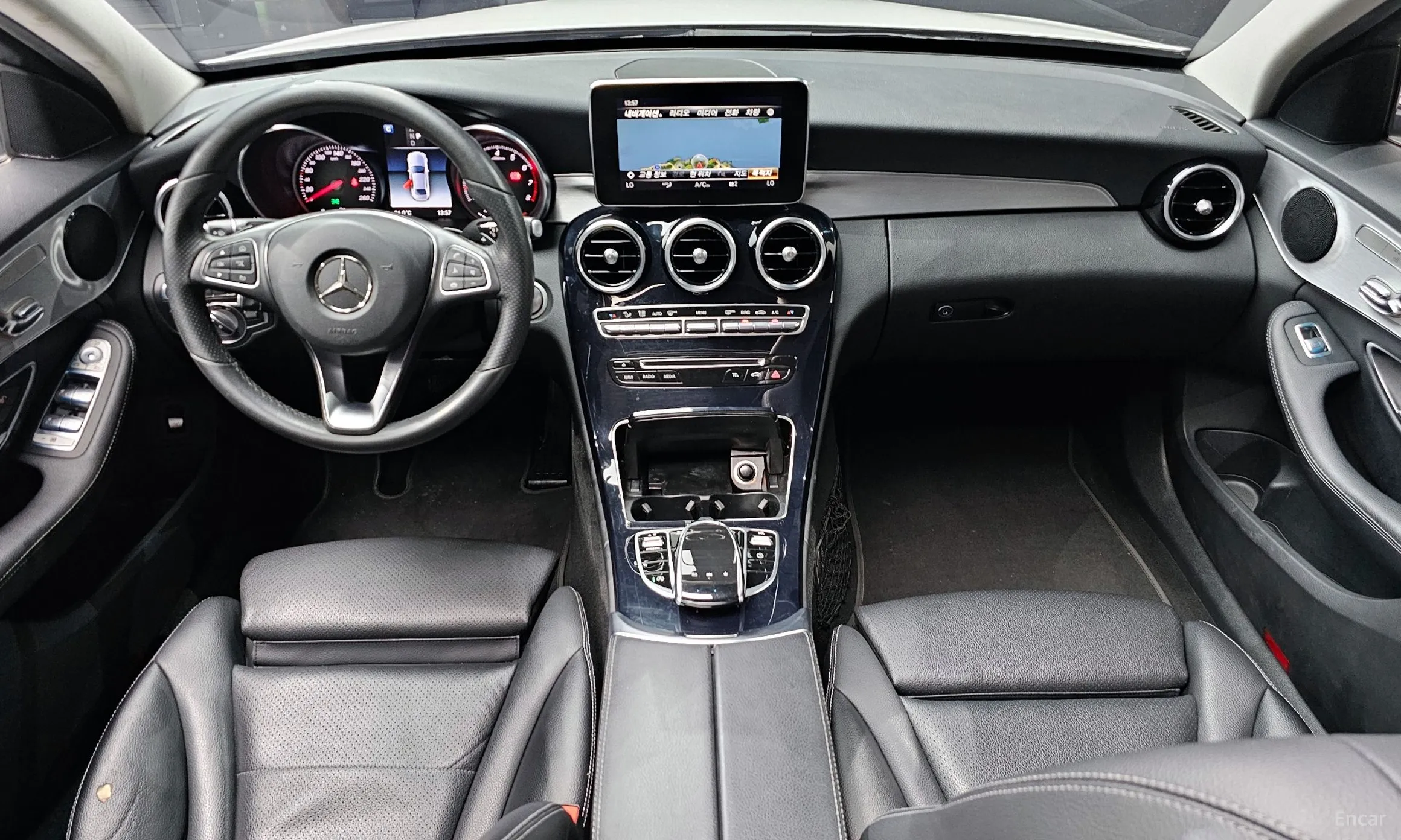 Mercedes Benz C-Class W205 превью 4