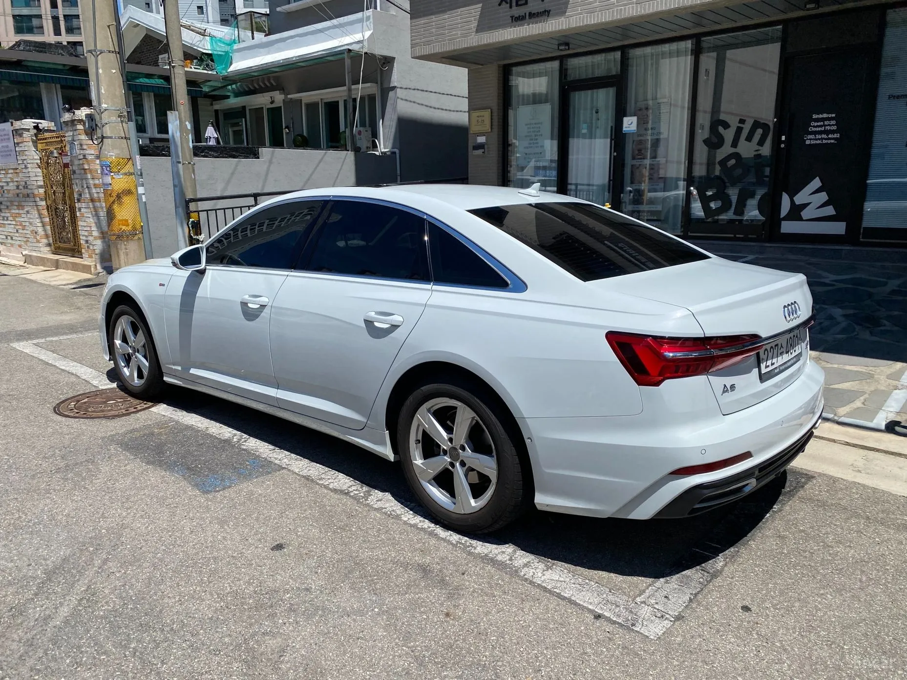Audi A6 (C8) превью 3