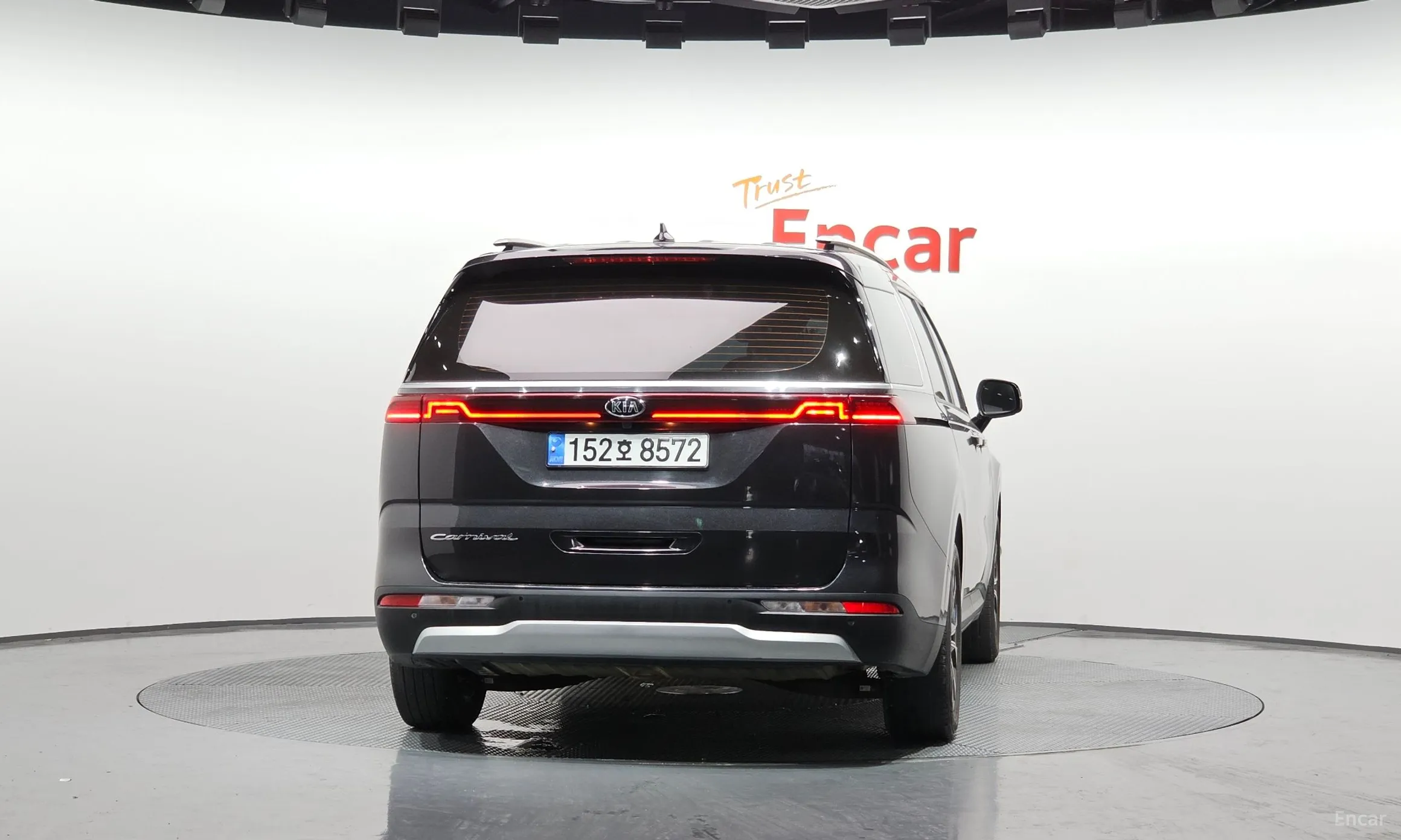 Kia Carnival Gen 4 превью 3