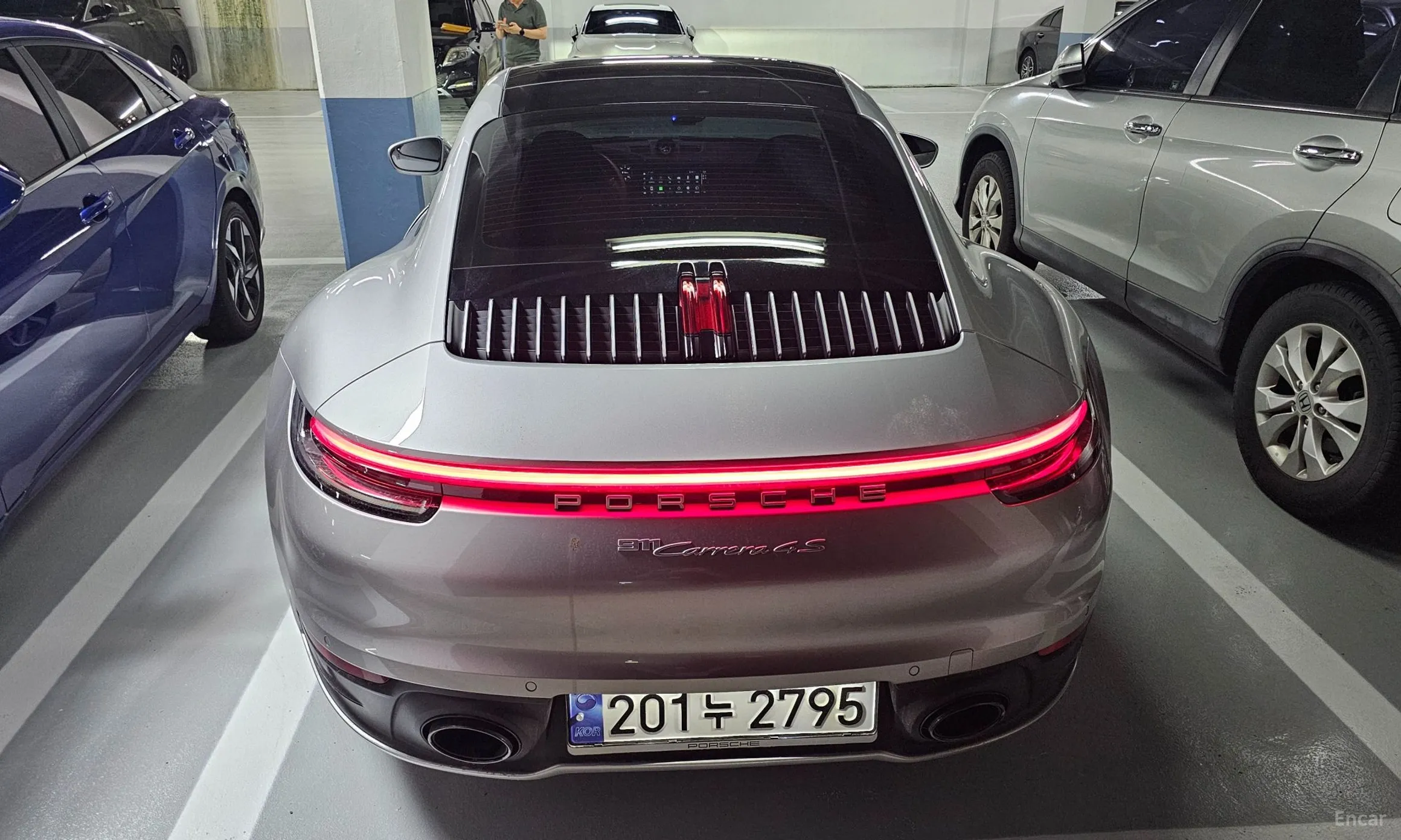 Porsche 911 (992)