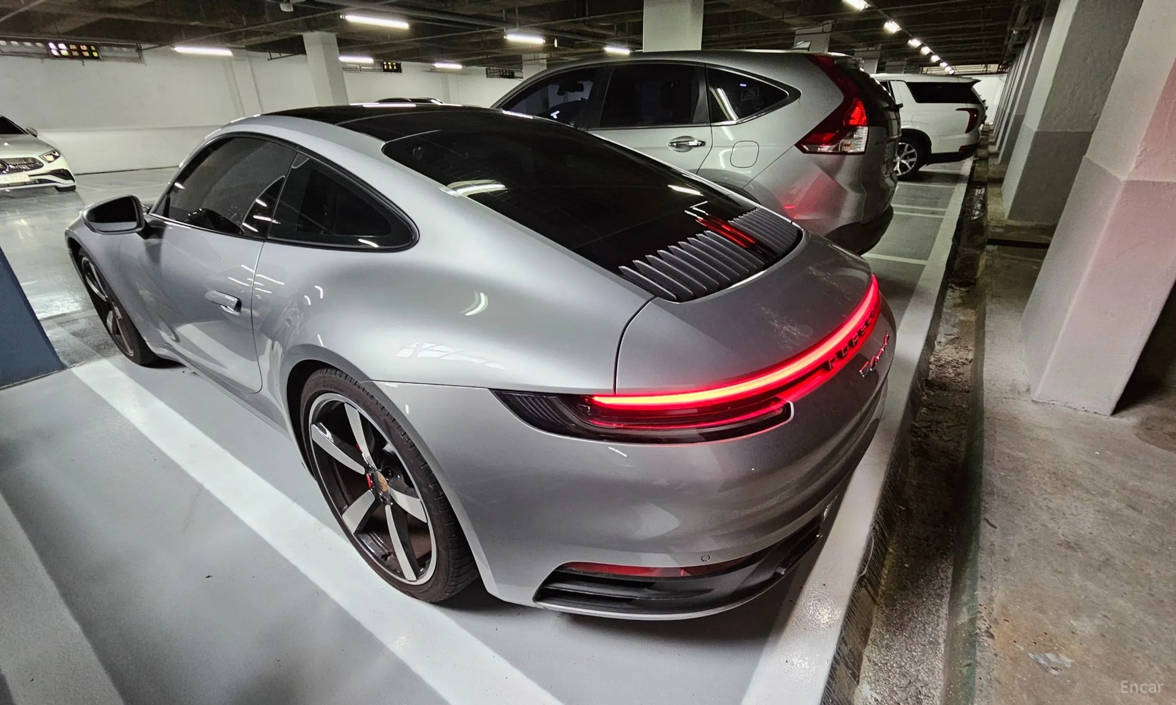 Porsche 911 (992) превью 3