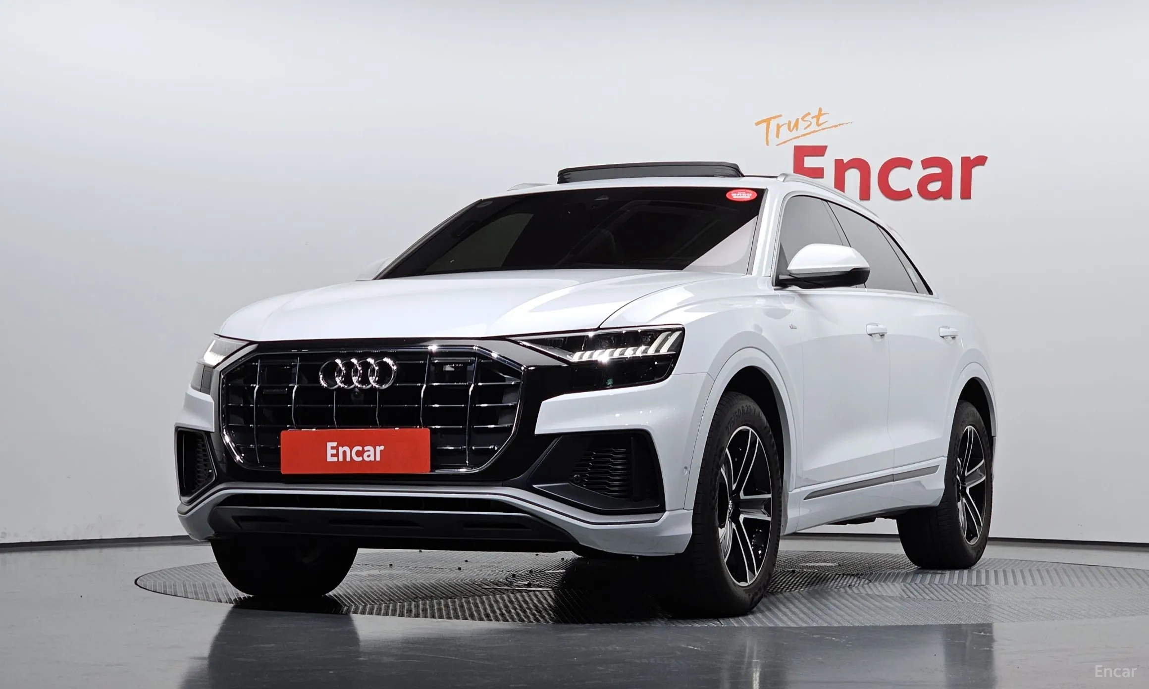 Audi Q8 (4M)