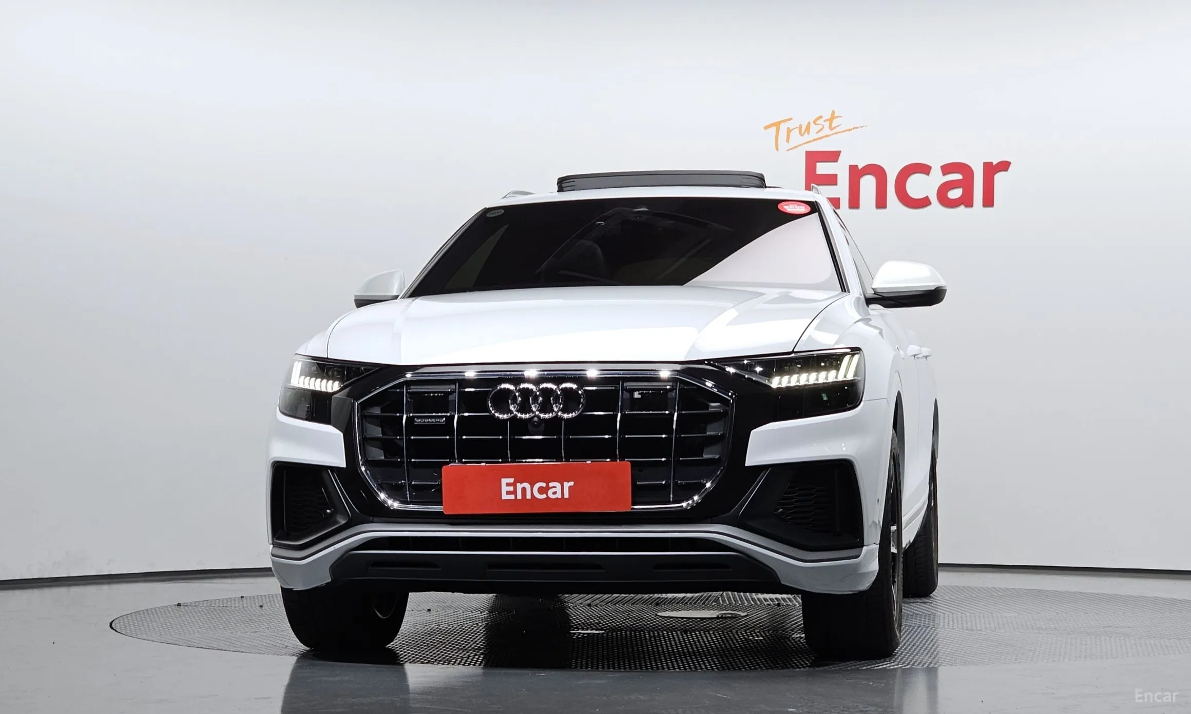 Audi Q8 (4M)
