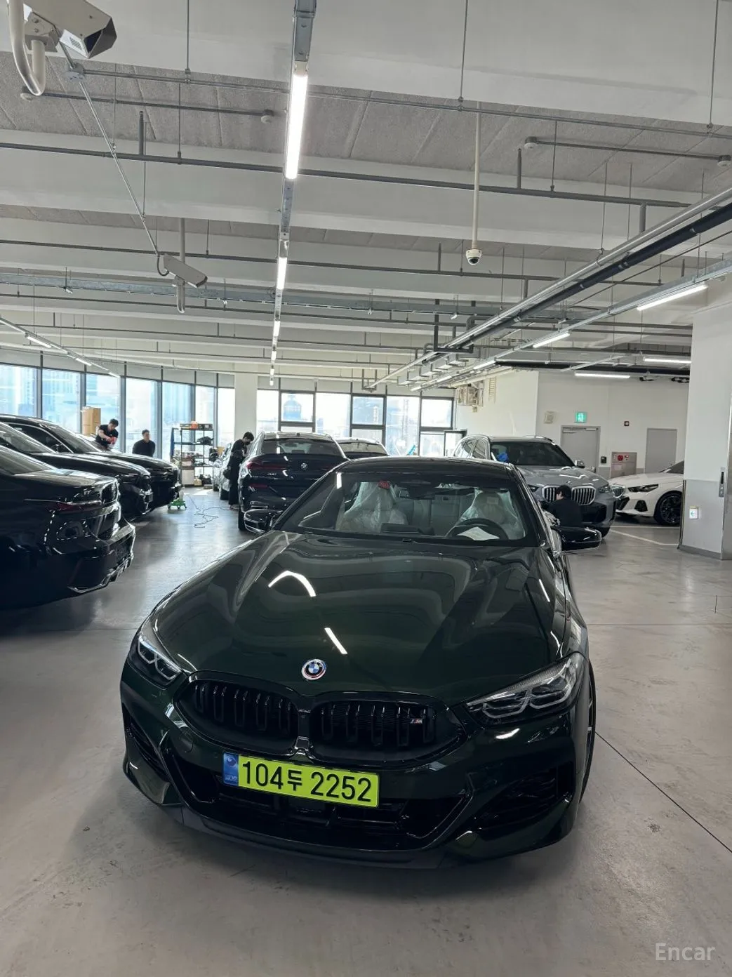BMW 8-series (G15)