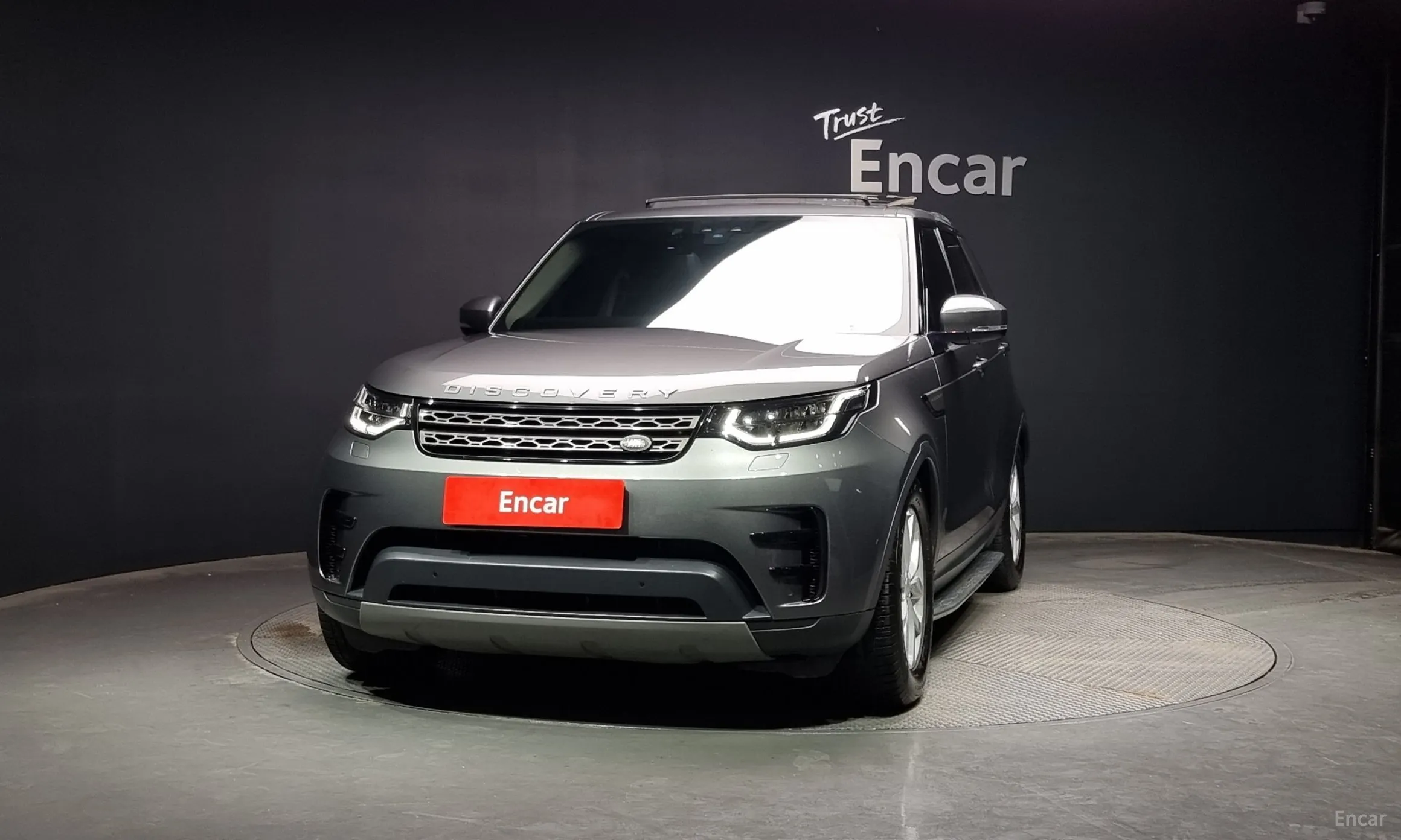 Land Rover Discovery 5 превью 2