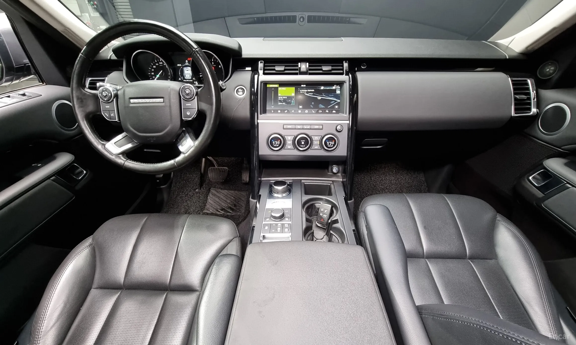 Land Rover Discovery 5 превью 4