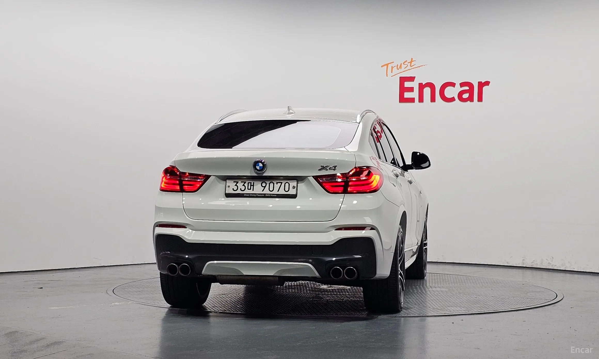 BMW X4 (F26) превью 3