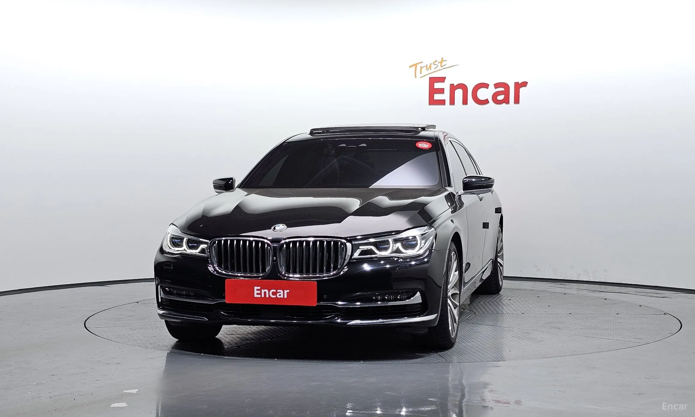 BMW 7 Series (G11) превью 2