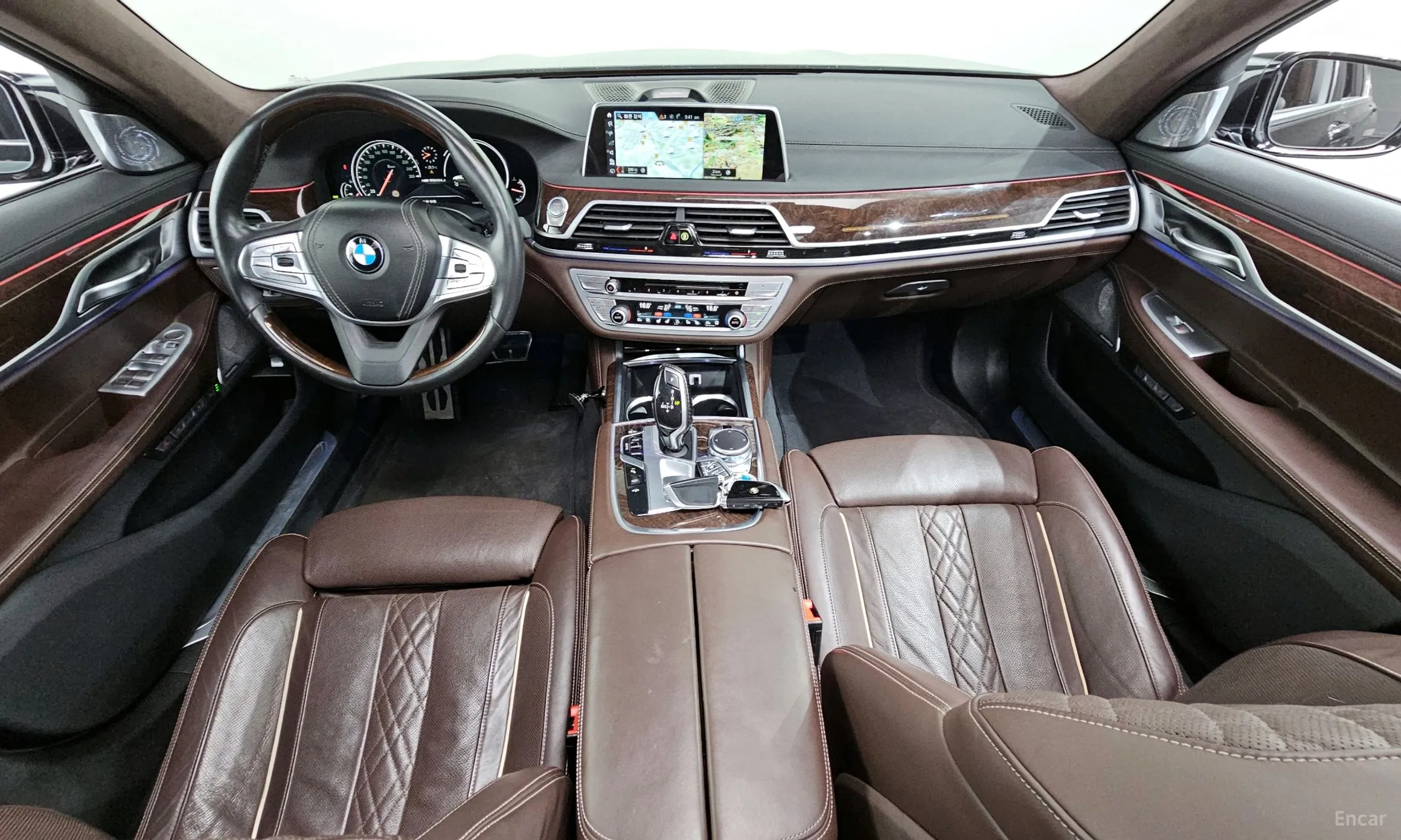BMW 7 Series (G11) превью 4