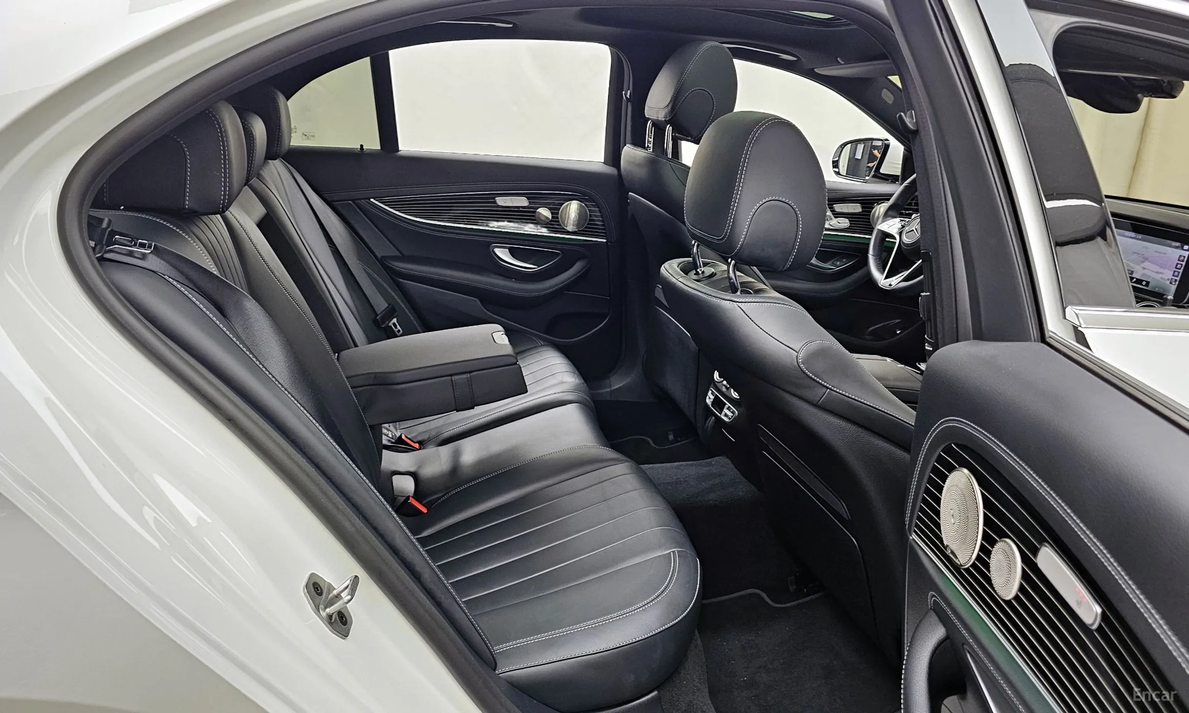 Mercedes Benz E-Class W213 превью 12
