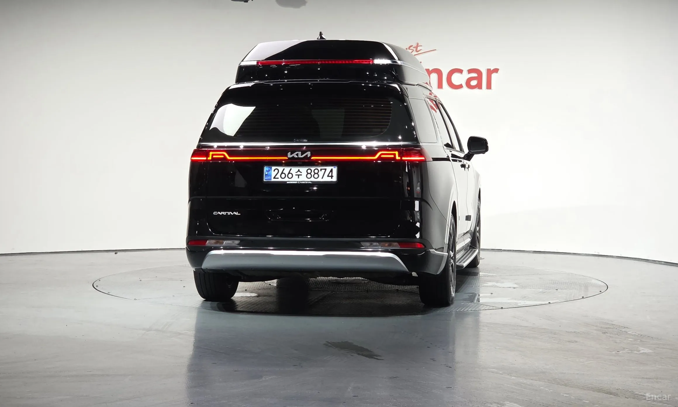Kia Carnival Gen 4 превью 3