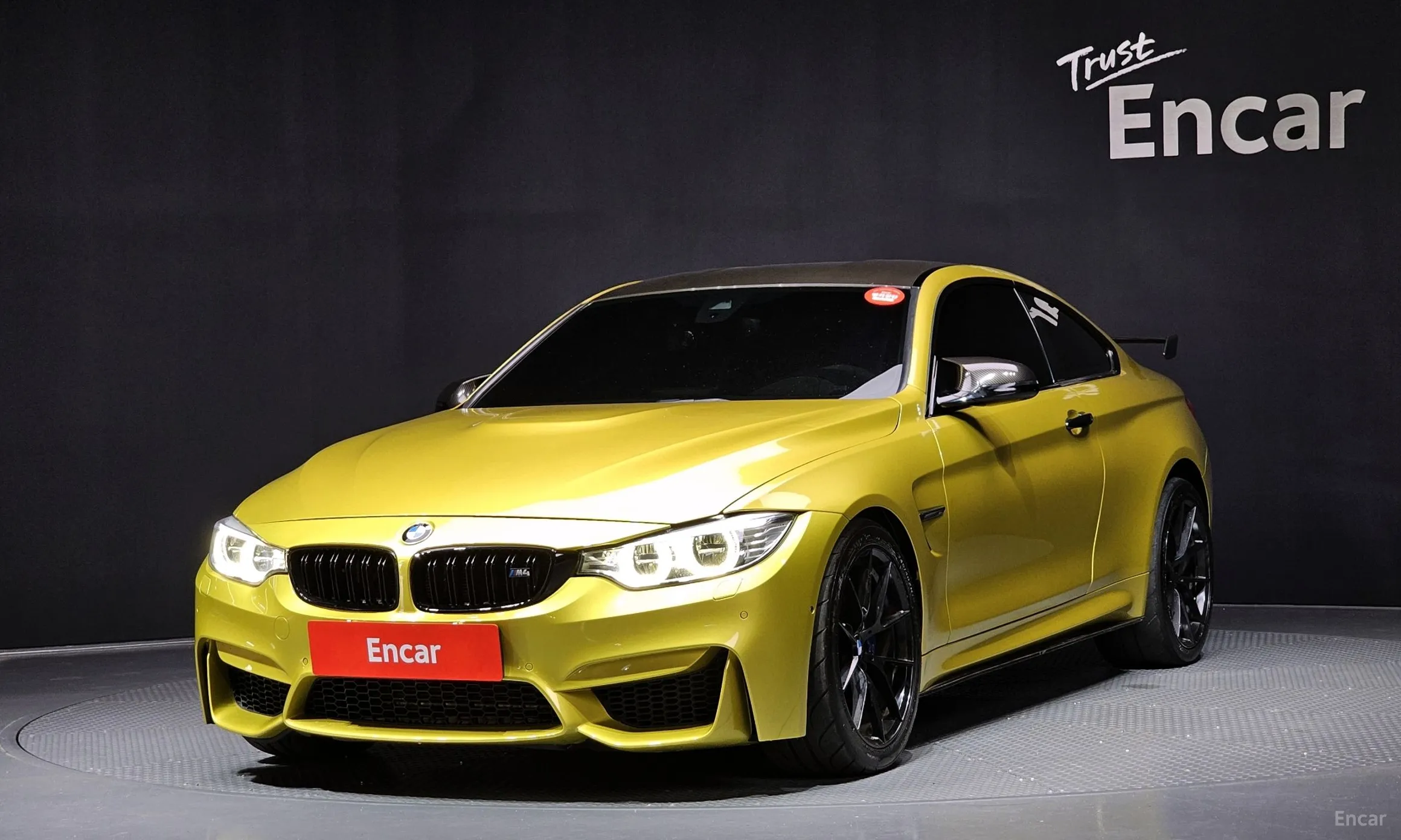BMW M4 (F82)