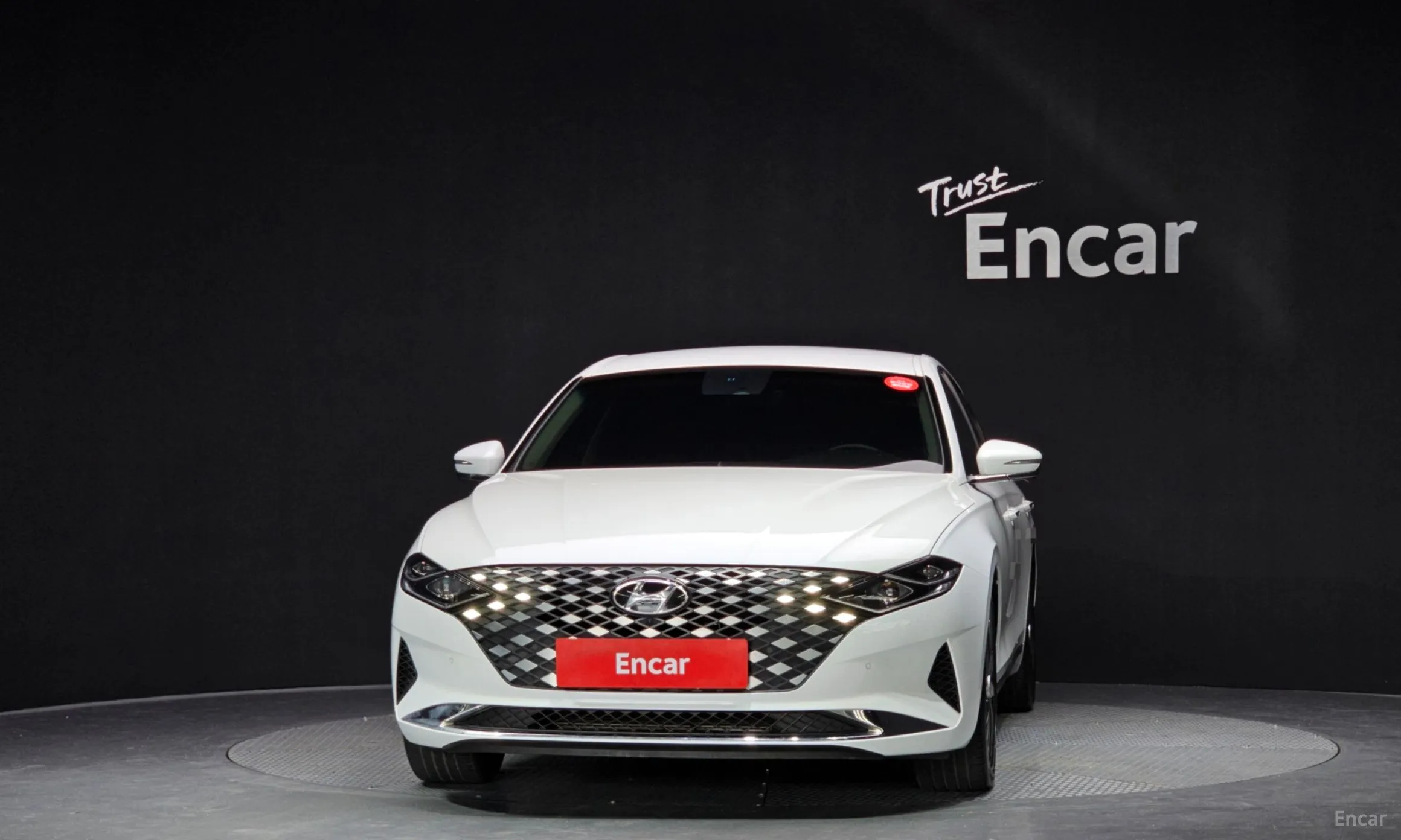 Hyundai Grandeur IG превью 2