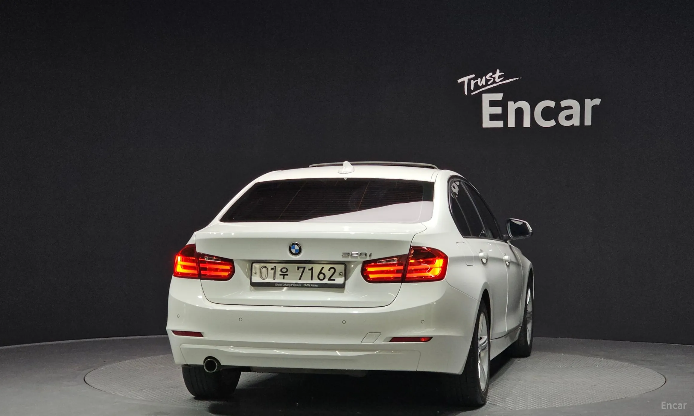 BMW 3 Series (F30) превью 3