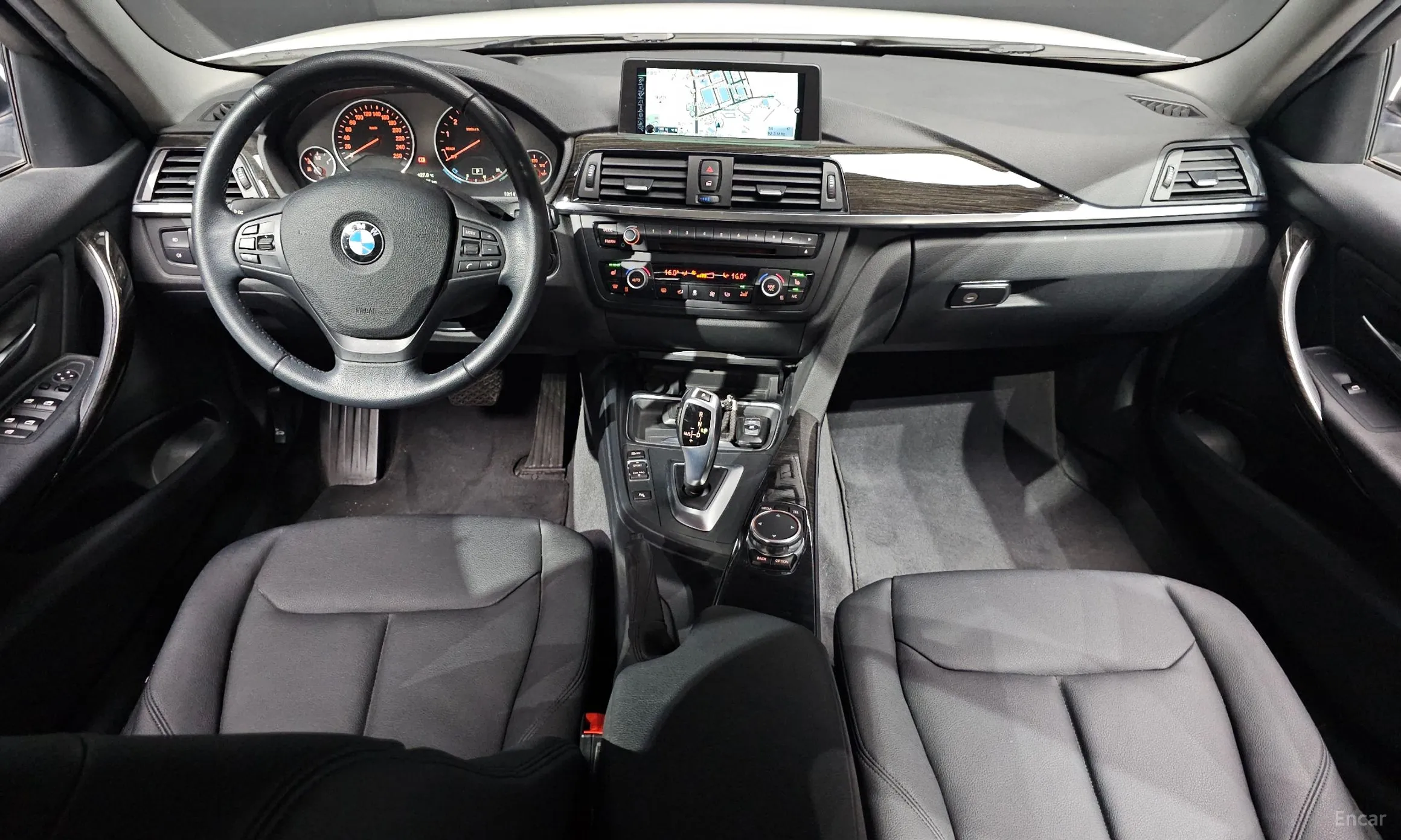 BMW 3 Series (F30) превью 4