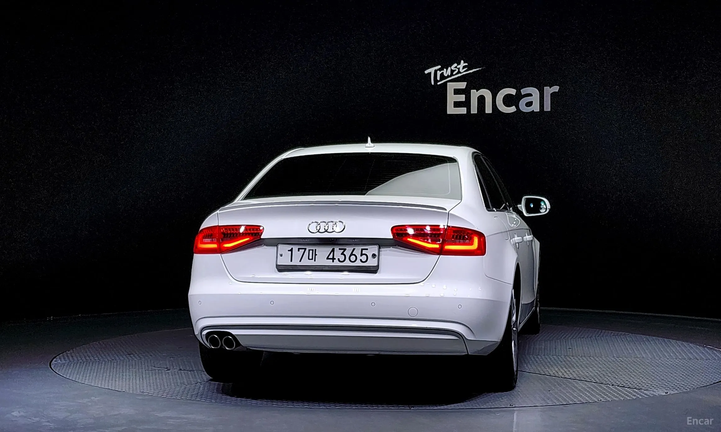 Audi New A4 превью 3