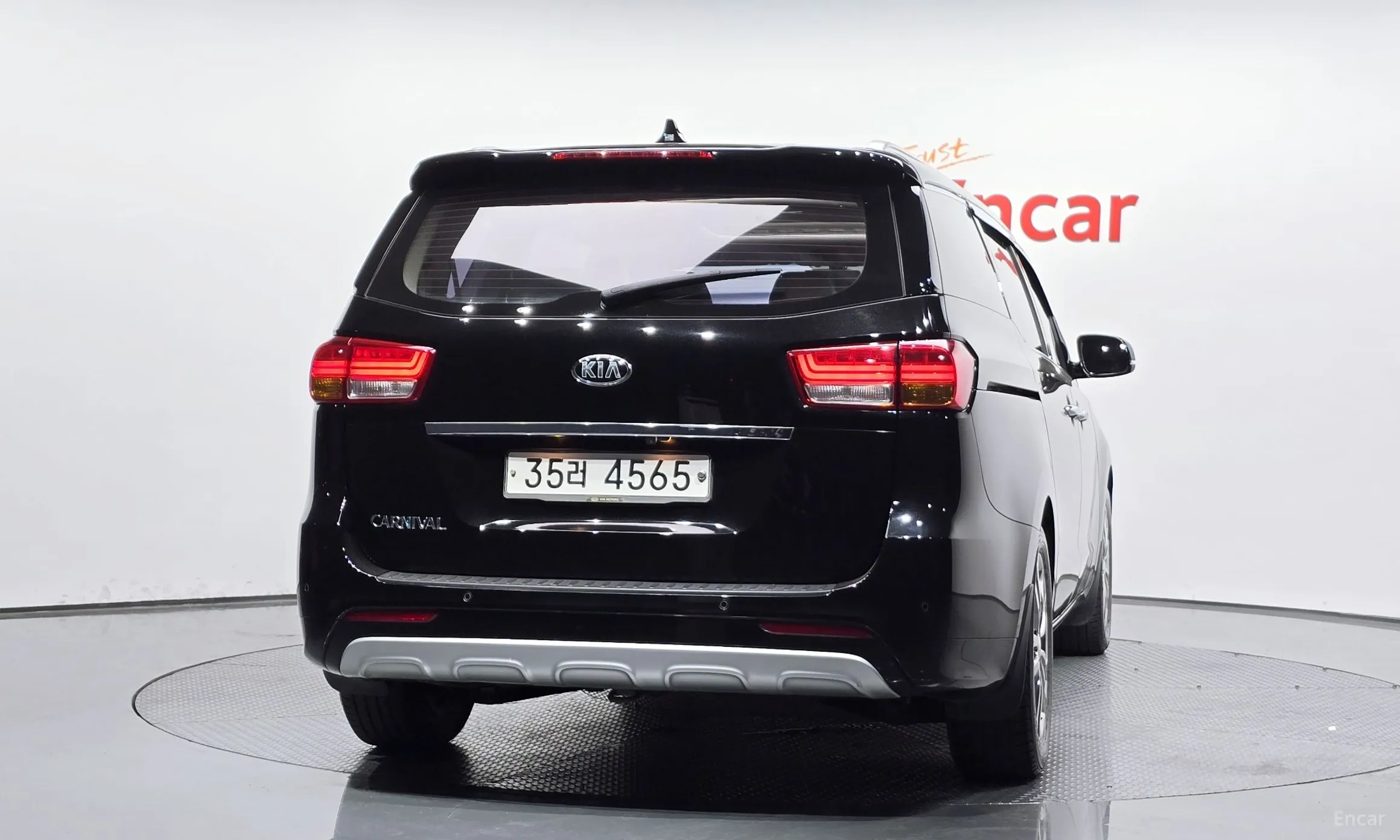 Kia Carnival превью 3