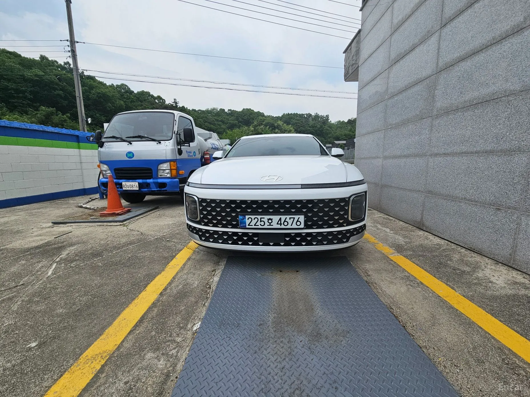 Hyundai Grandeur Hybrid (GN7)