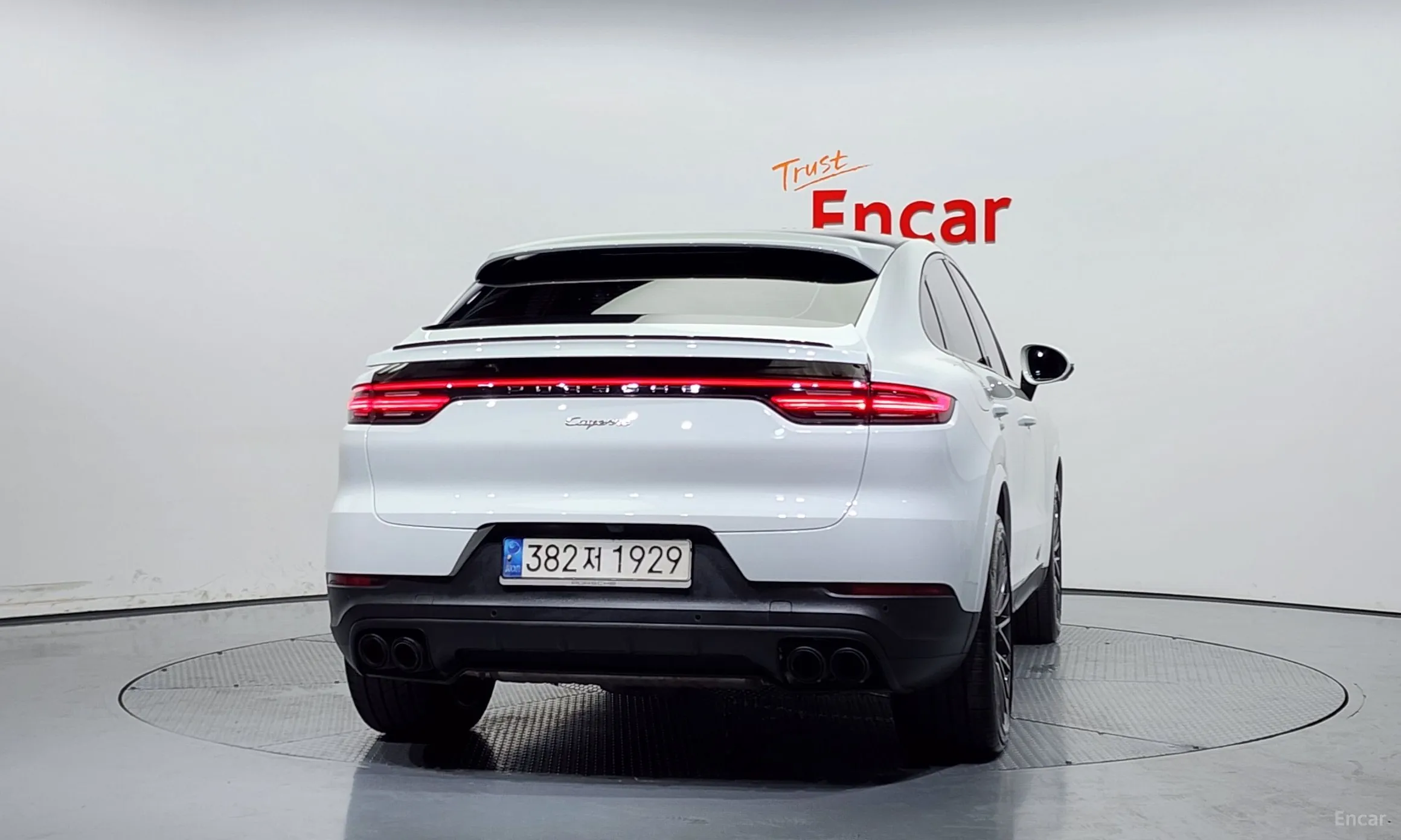 Porsche Cayenne (PO536) превью 3