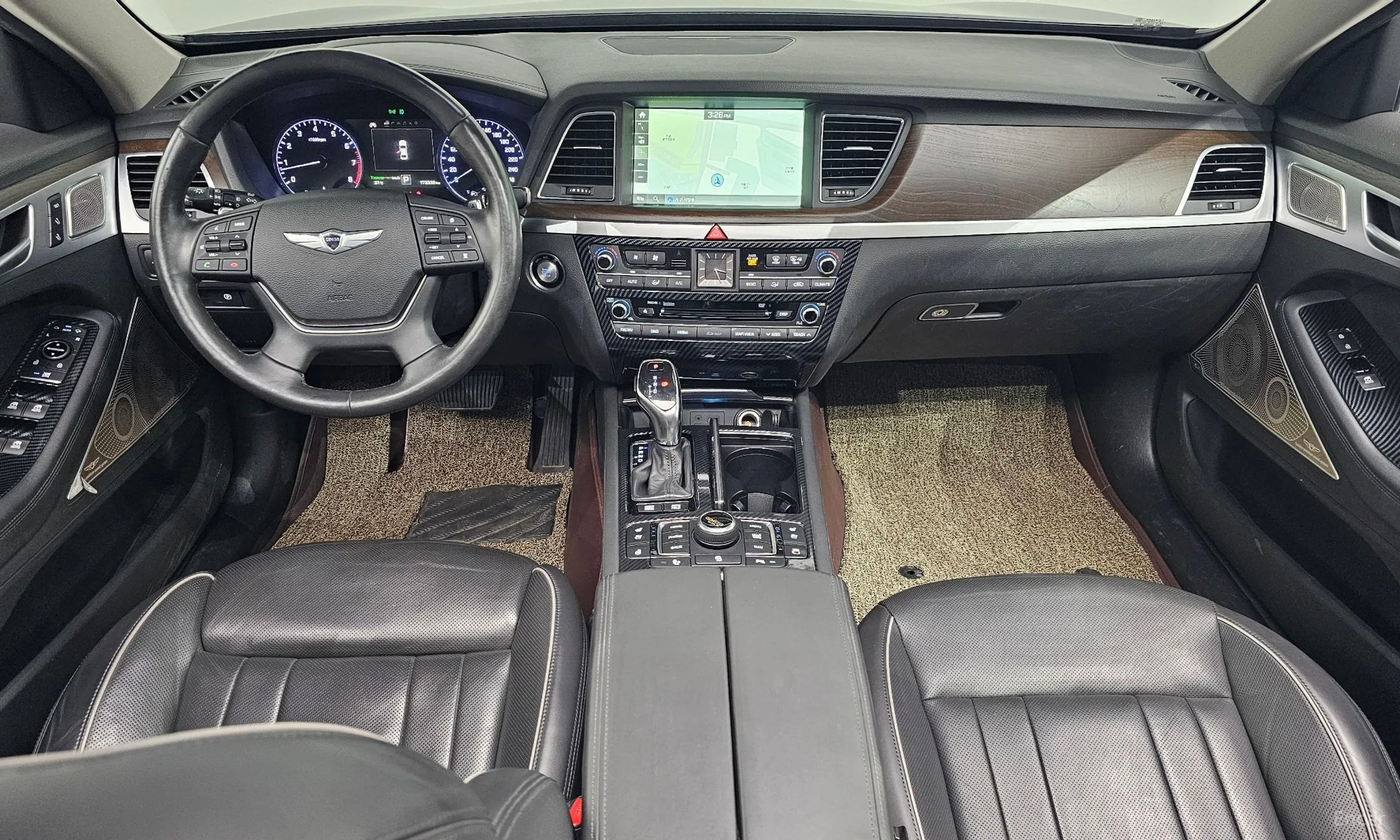 Hyundai Genesis DH превью 4