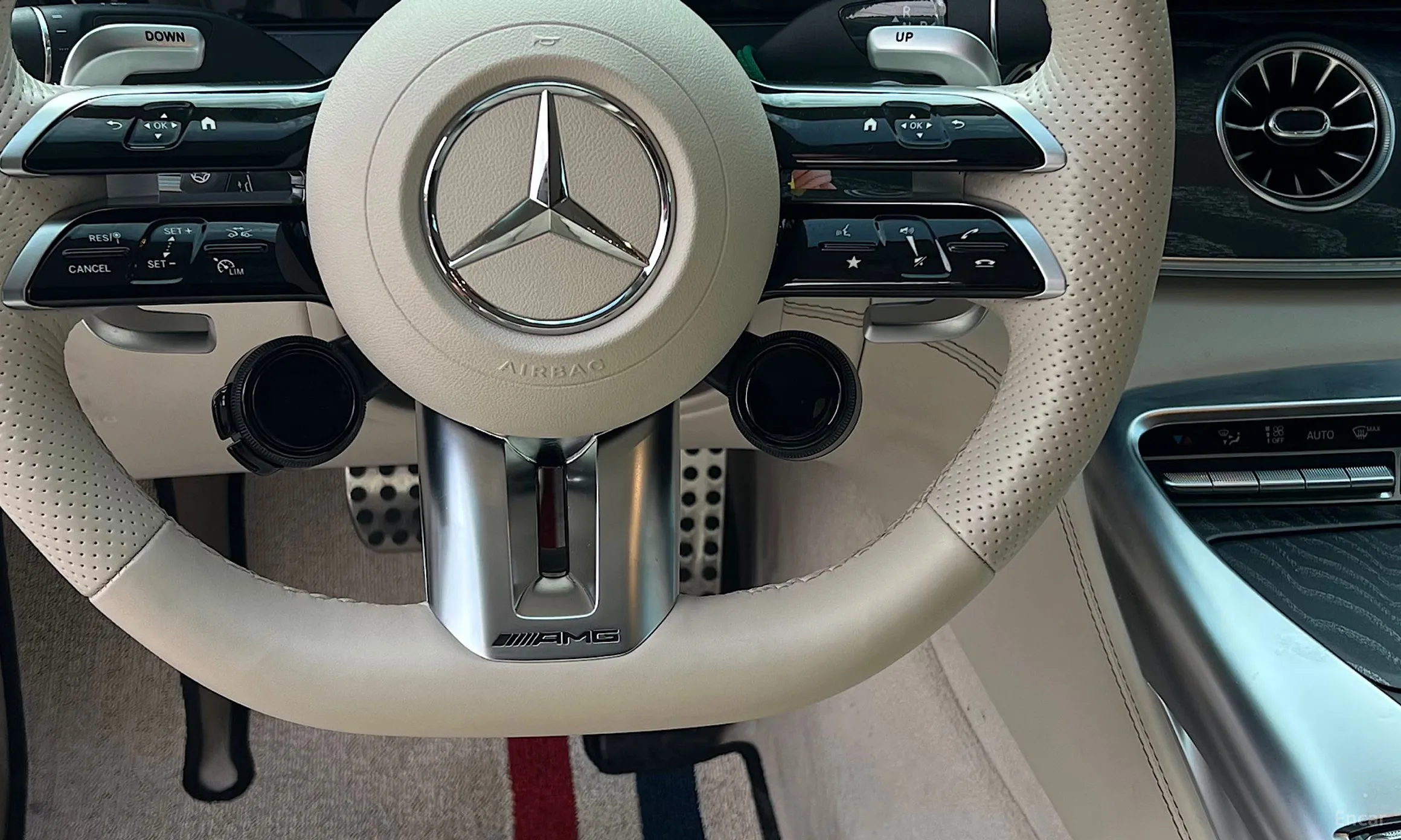 Mercedes Benz AMG GT превью 4