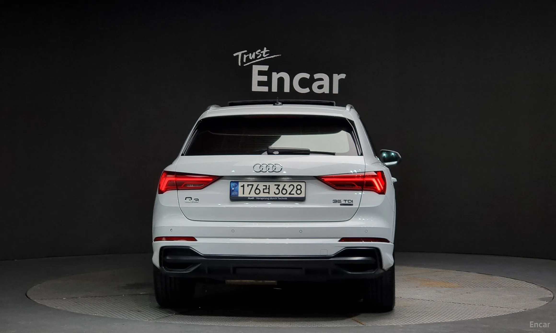 Audi Q3 (F3) превью 3