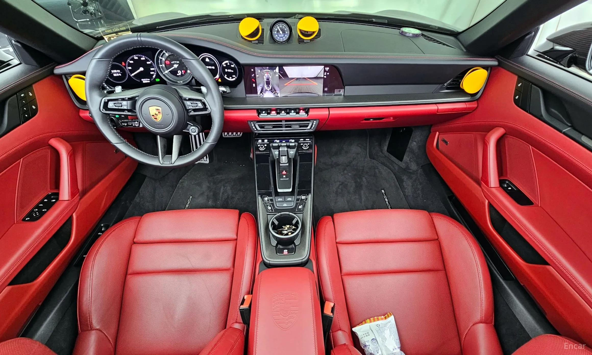 Porsche 911 (992) превью 4