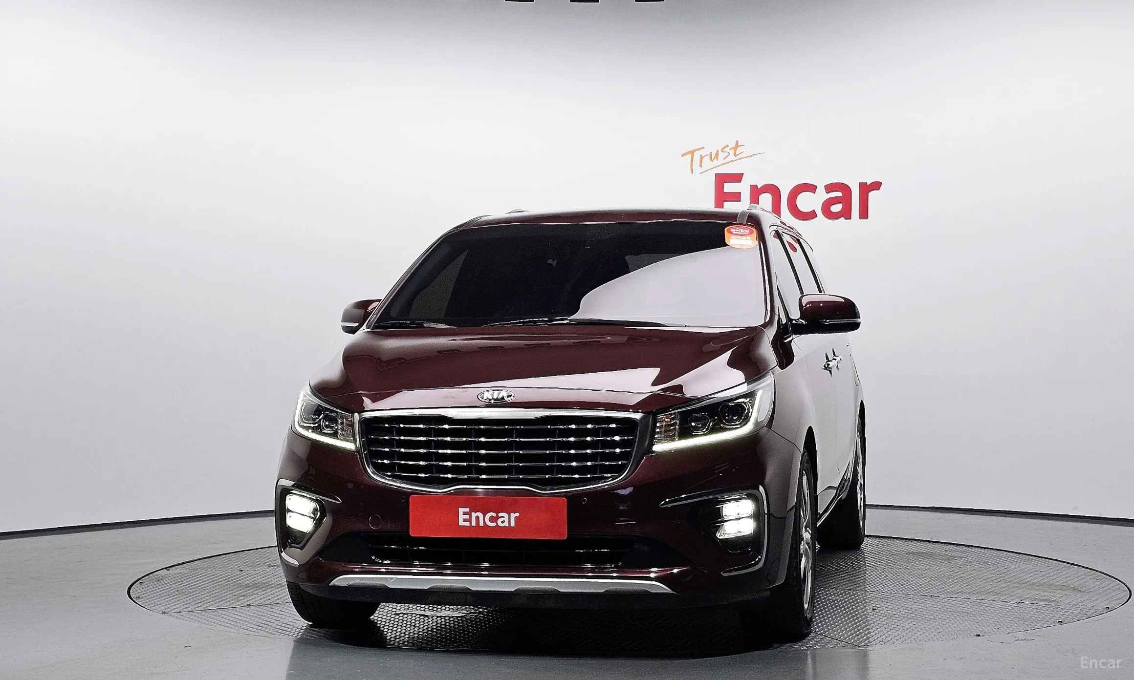 Kia Carnival превью 2