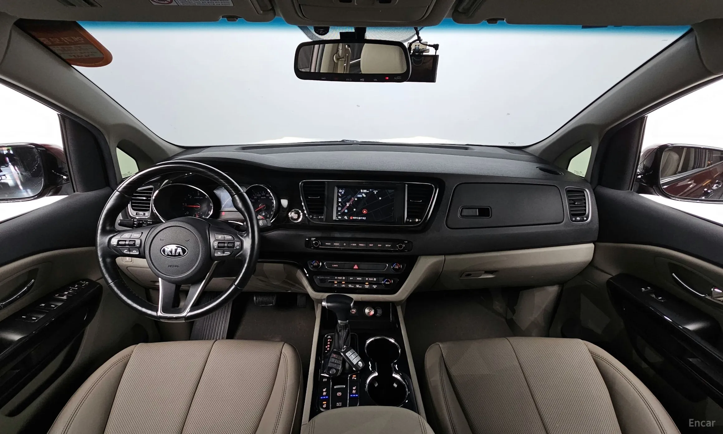Kia Carnival превью 4