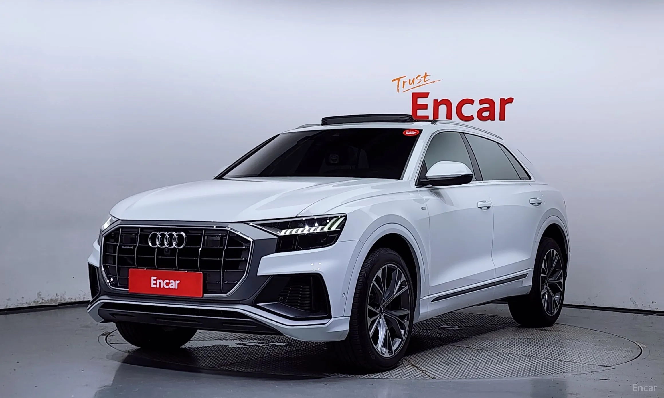 Audi Q8 (4M)