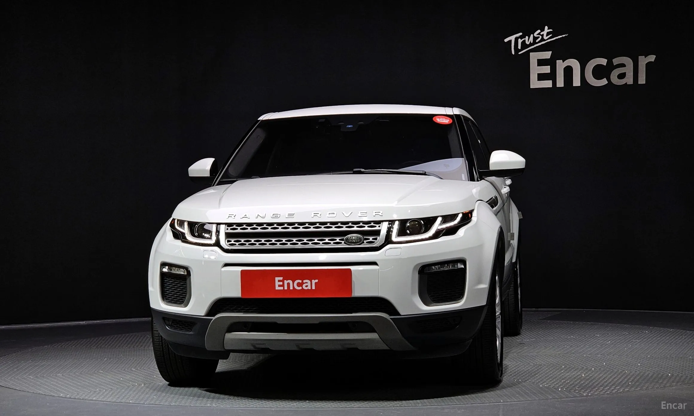 Land Rover Range Rover Evoque превью 2
