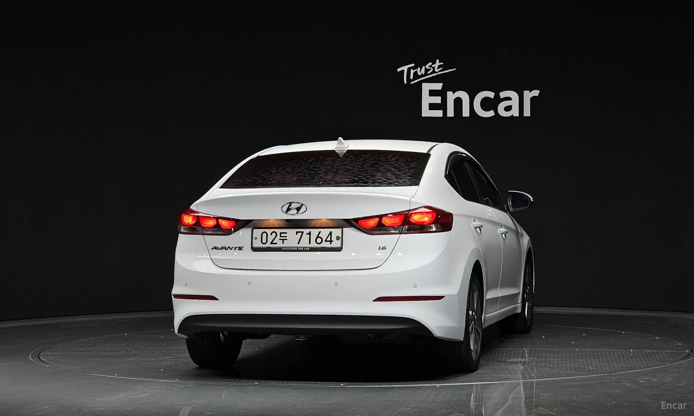 Hyundai Avante AD превью 3