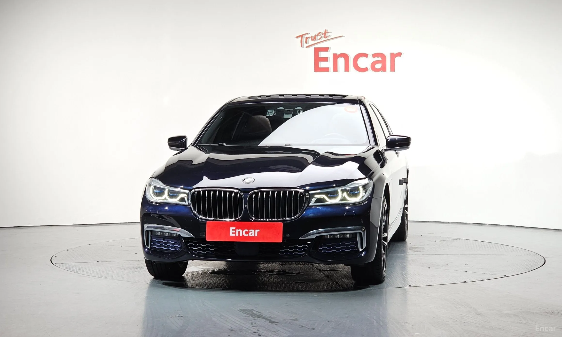BMW 7 Series (G11) превью 2
