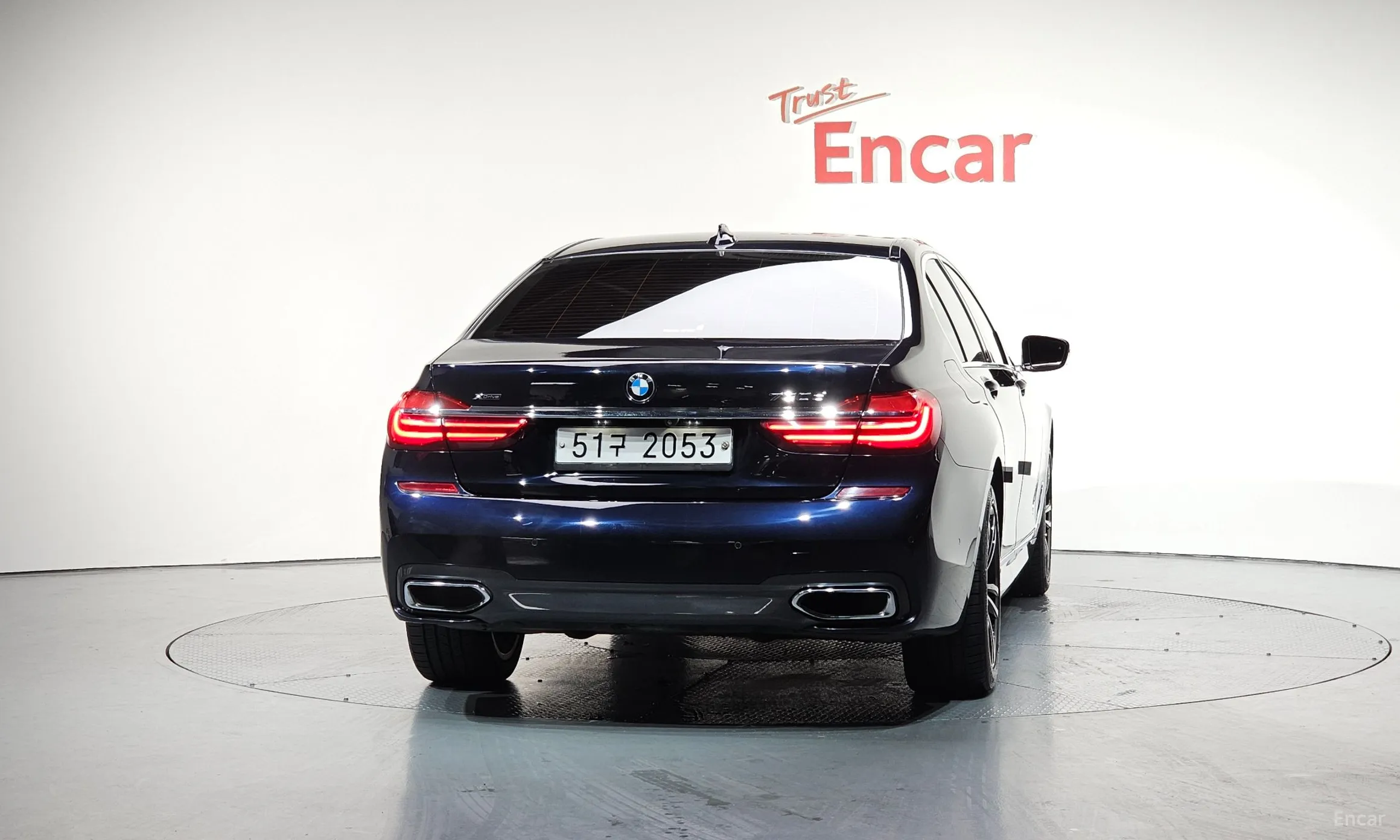 BMW 7 Series (G11) превью 3