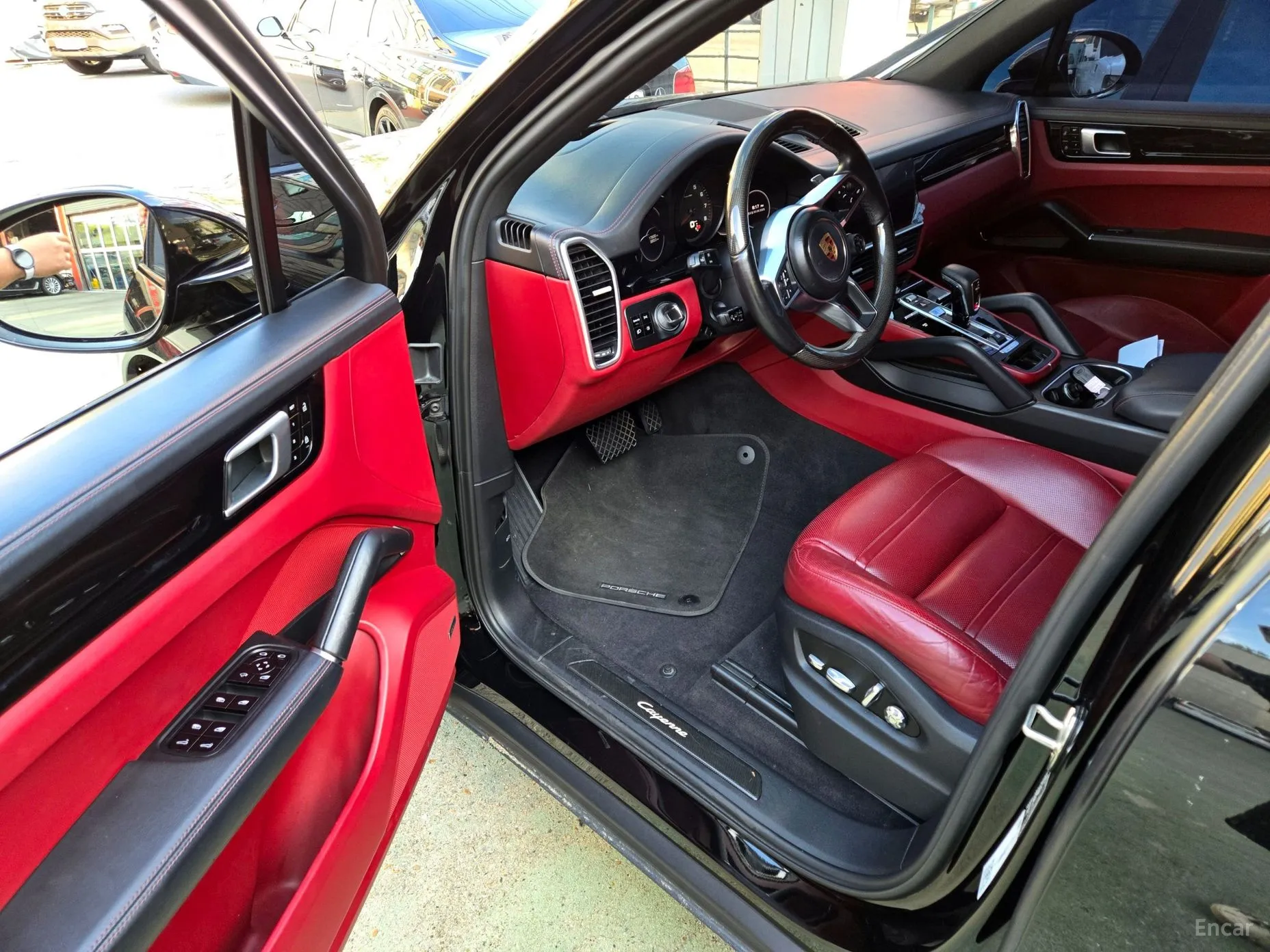 Porsche Cayenne (PO536) превью 4