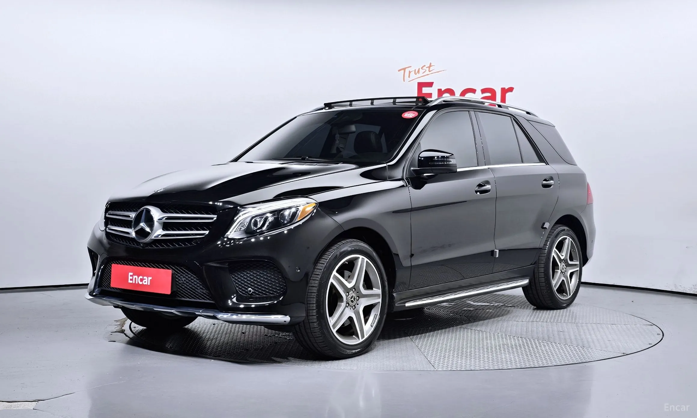 Mercedes Benz GLE-Class W166